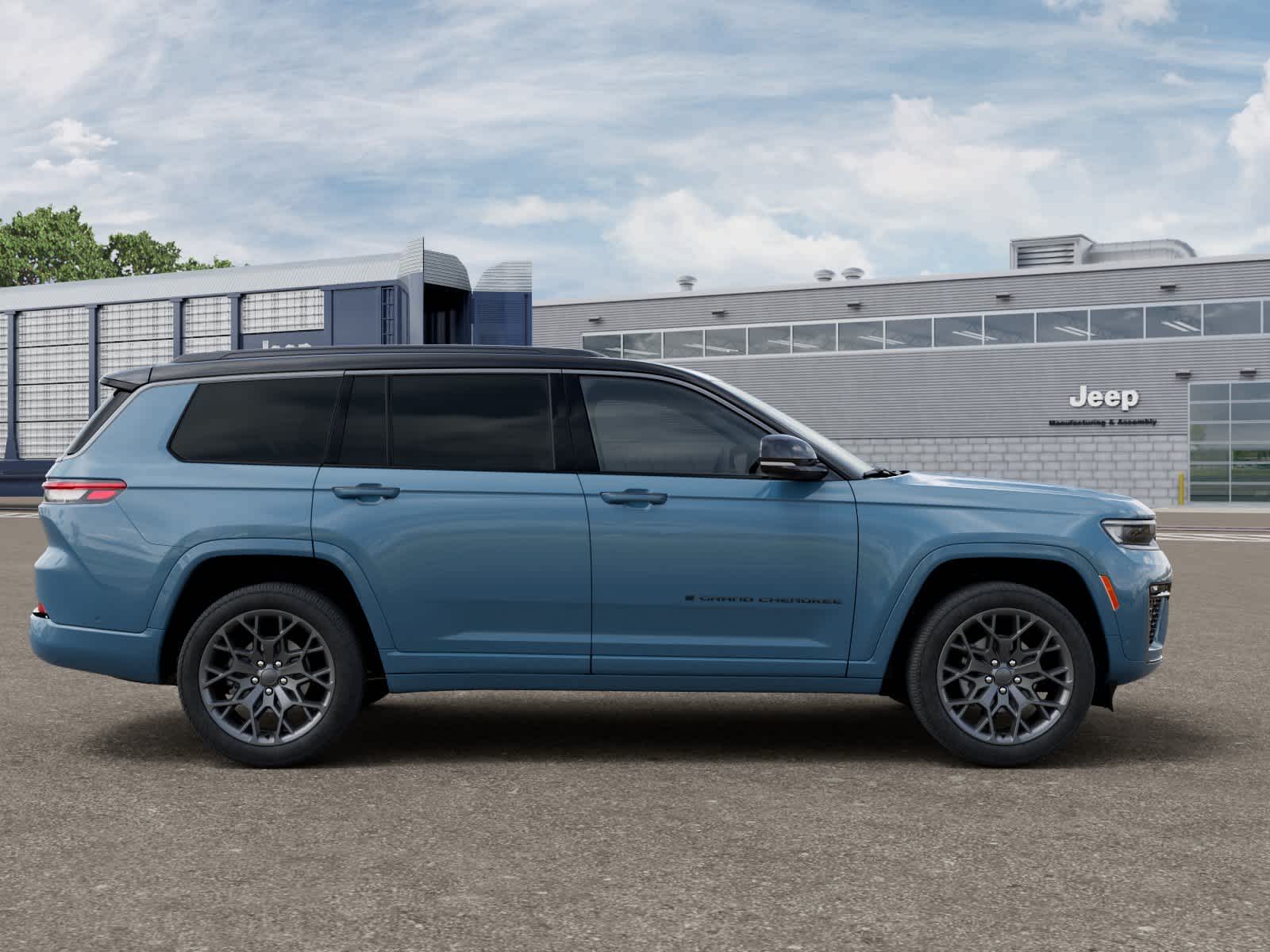 Thumbnail: 2026 Jeep Grand Cherokee L - 21