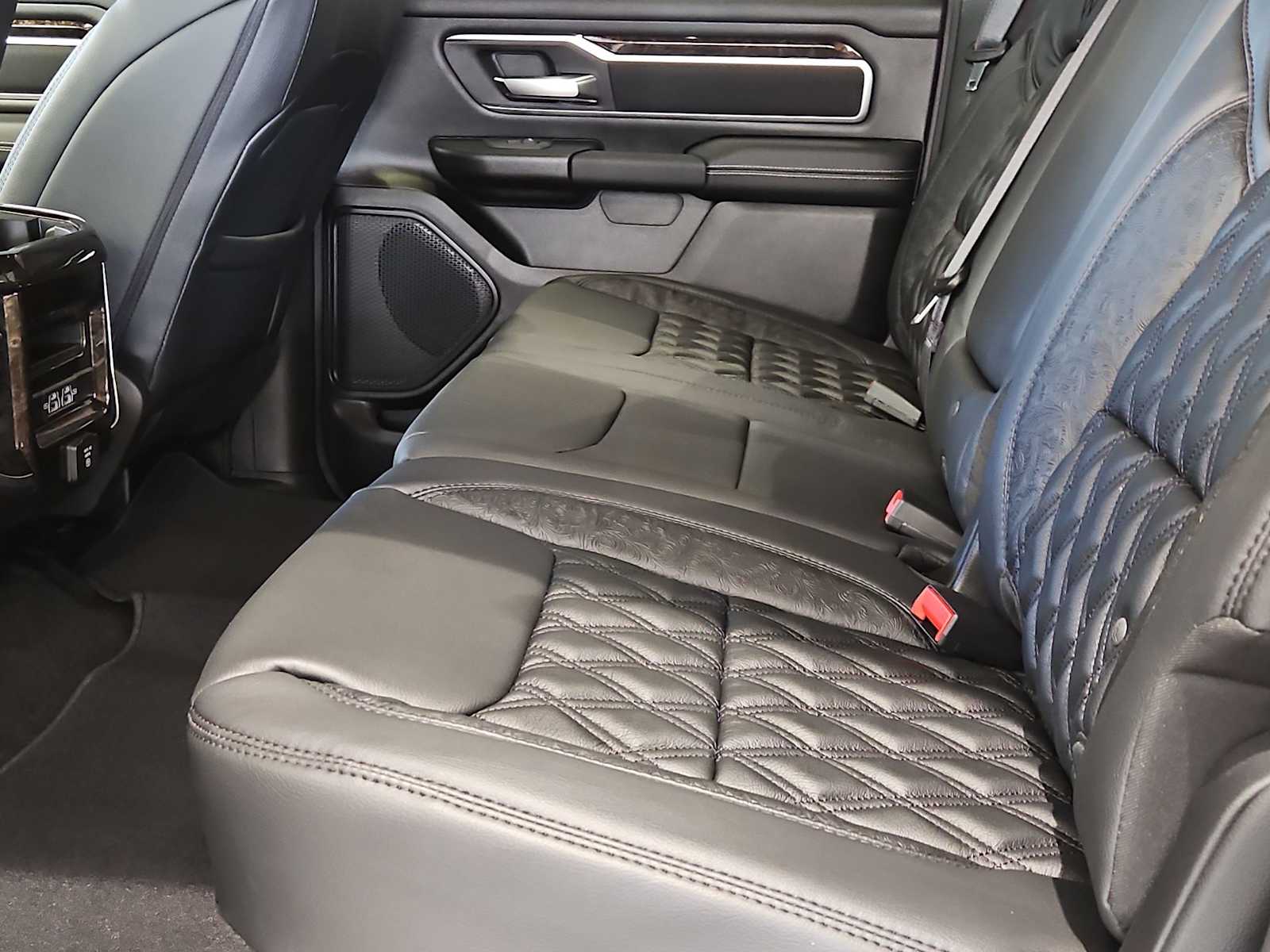 Thumbnail: 2026 RAM 1500 - 17