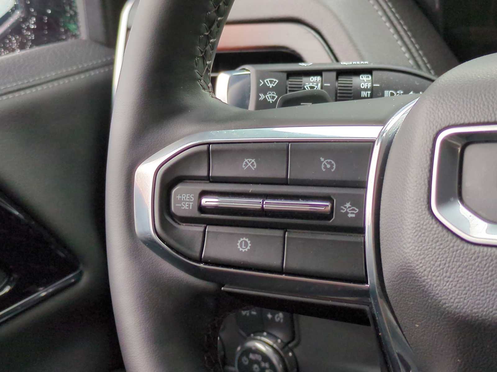 Thumbnail: 2025 GMC Yukon - 25