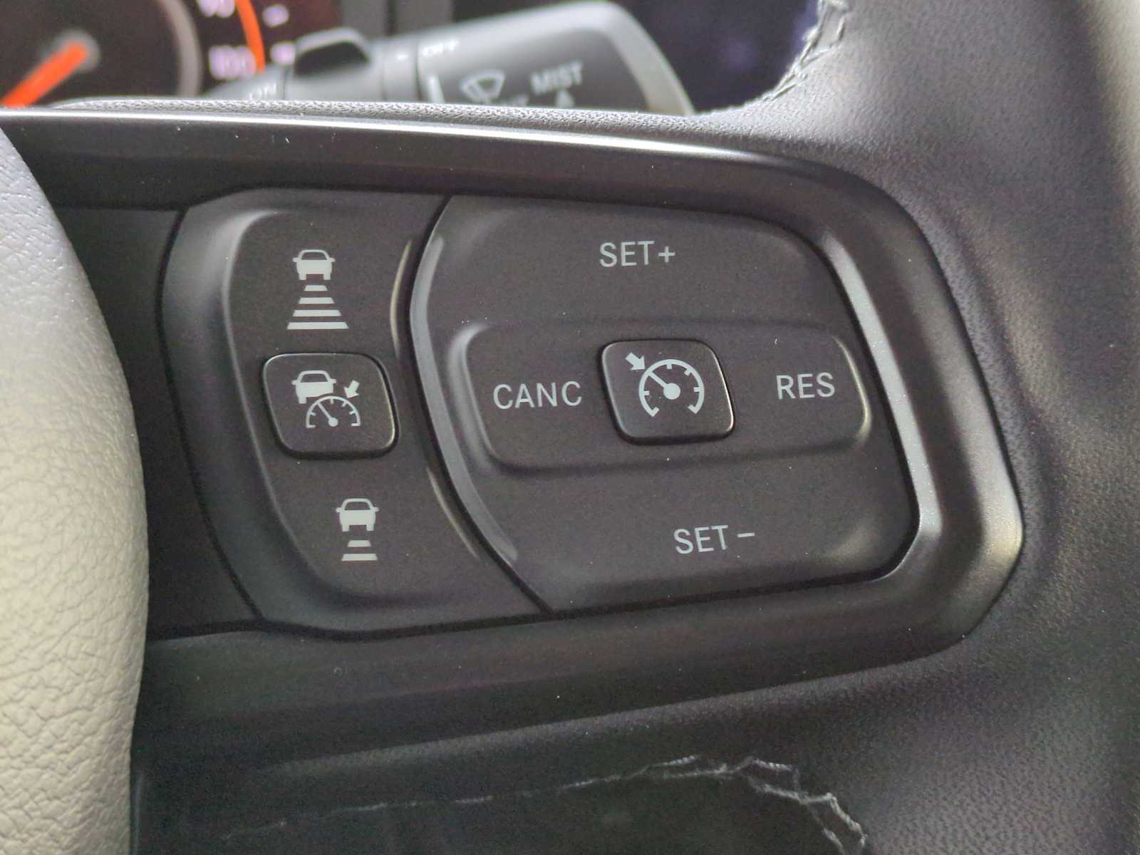 Thumbnail: 2026 Jeep Wrangler - 32