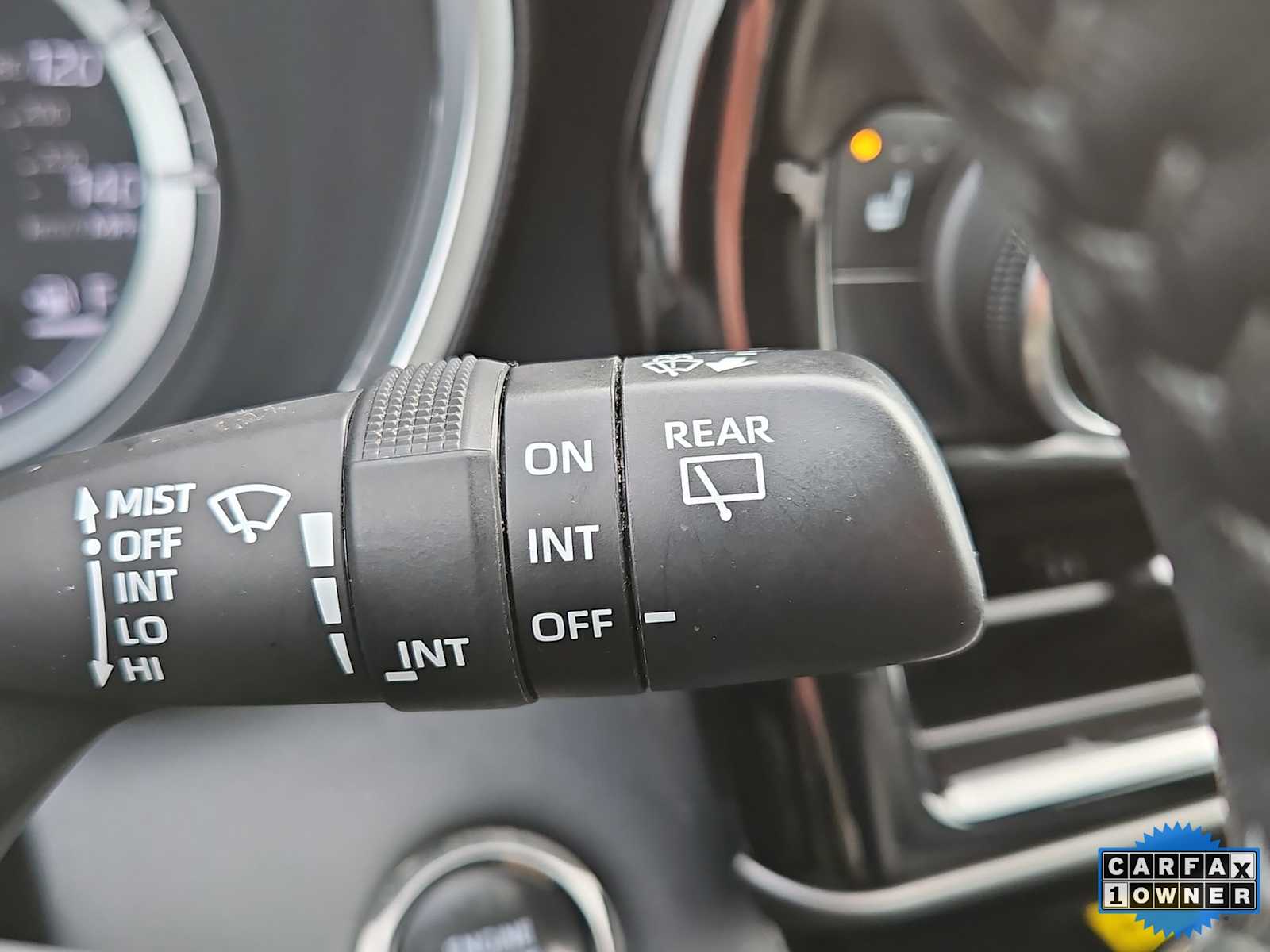 Thumbnail: 2023 Toyota Highlander - 33