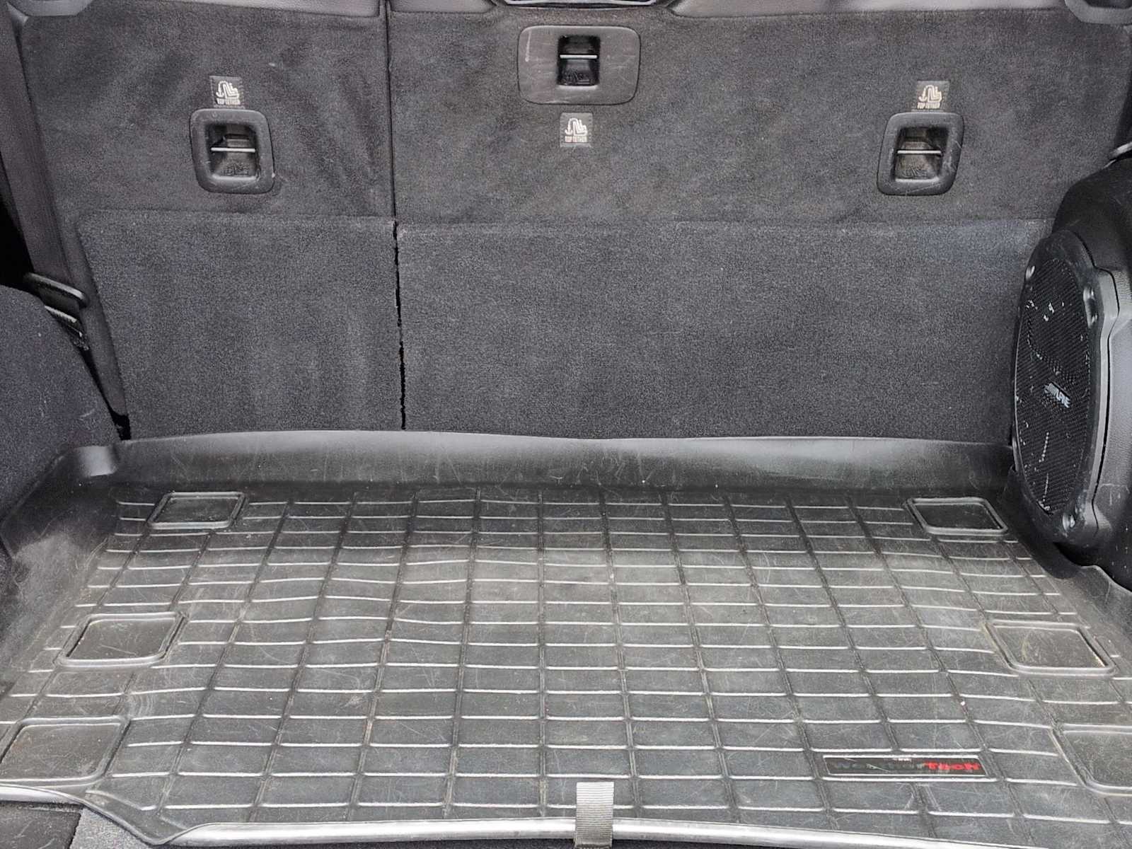 Thumbnail: 2018 Jeep Wrangler - 33