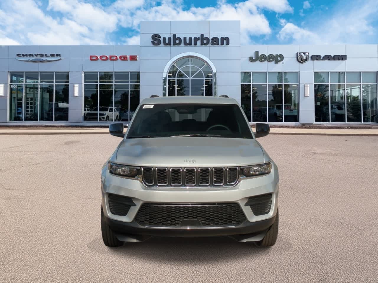 Thumbnail: 2025 Jeep Grand Cherokee - 3