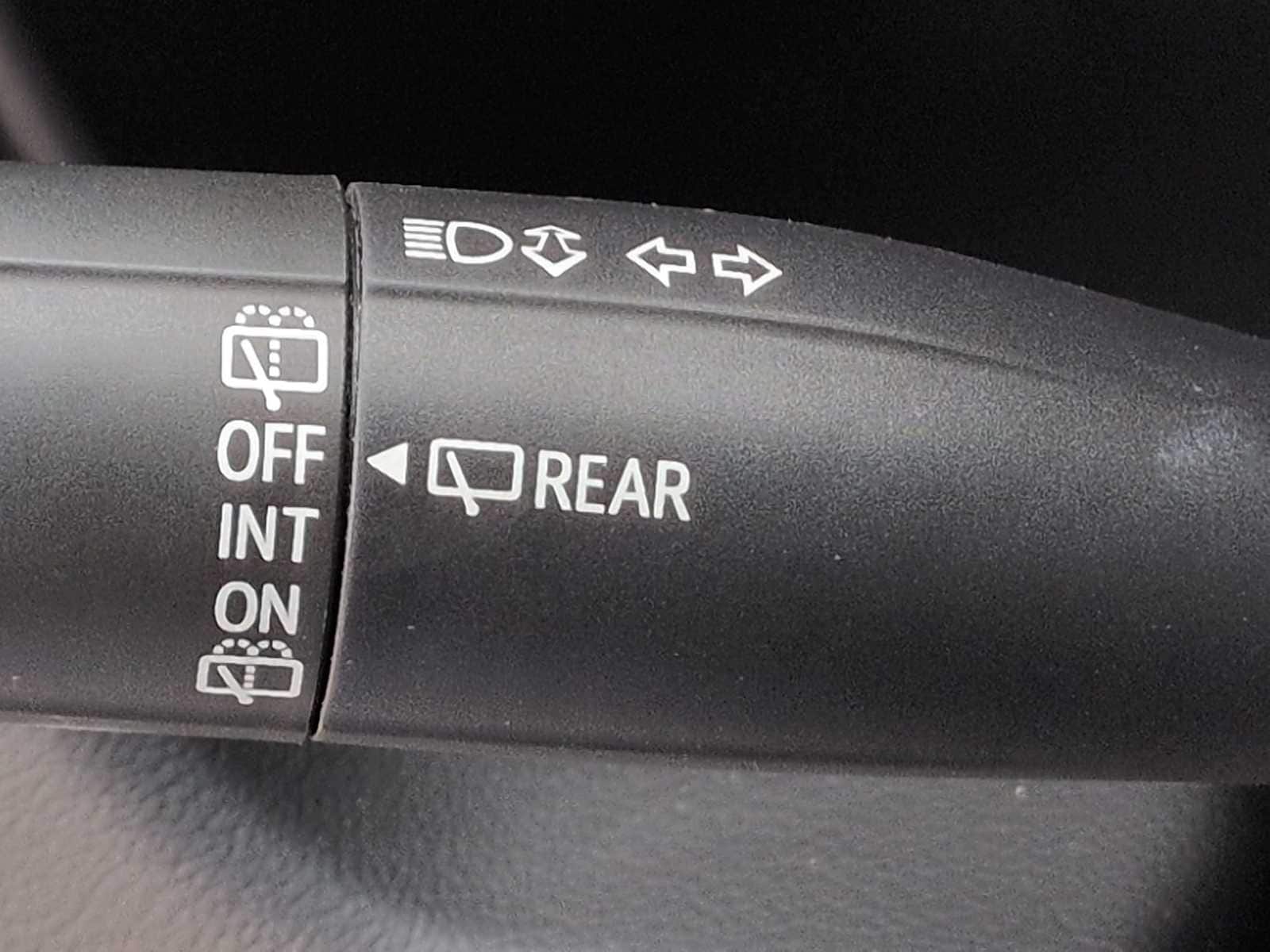 Thumbnail: 2022 GMC Yukon XL - 29