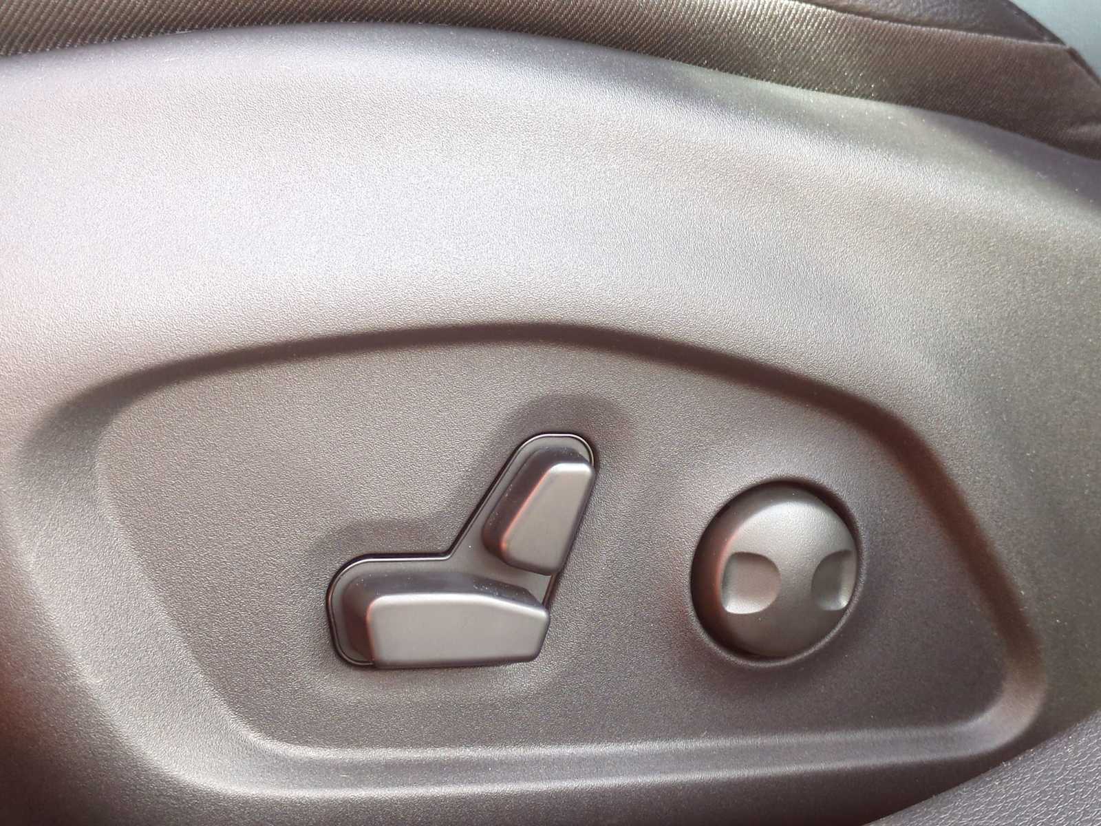 Thumbnail: 2026 Jeep Compass - 17