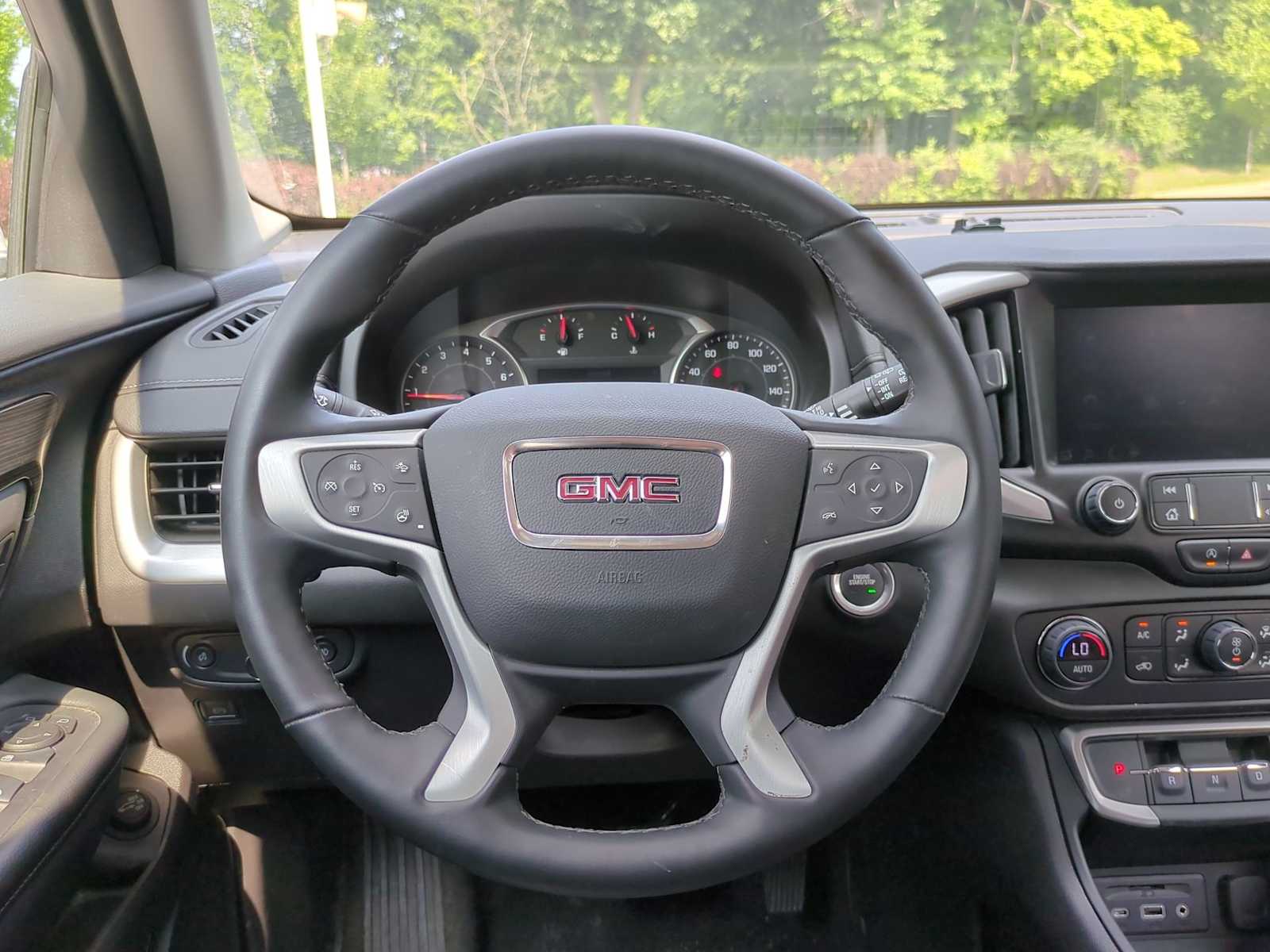 2024 GMC Terrain SLT 23