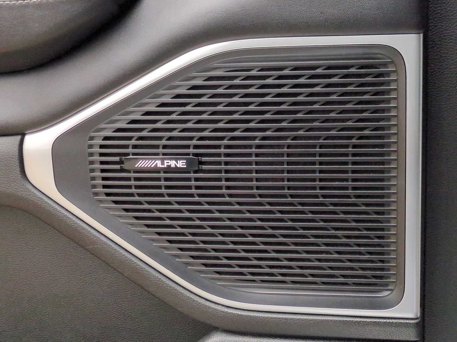 Thumbnail: 2024 Jeep Wagoneer - 30