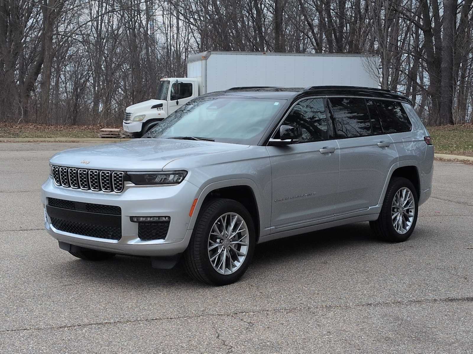 Thumbnail: 2024 Jeep Grand Cherokee L - 4