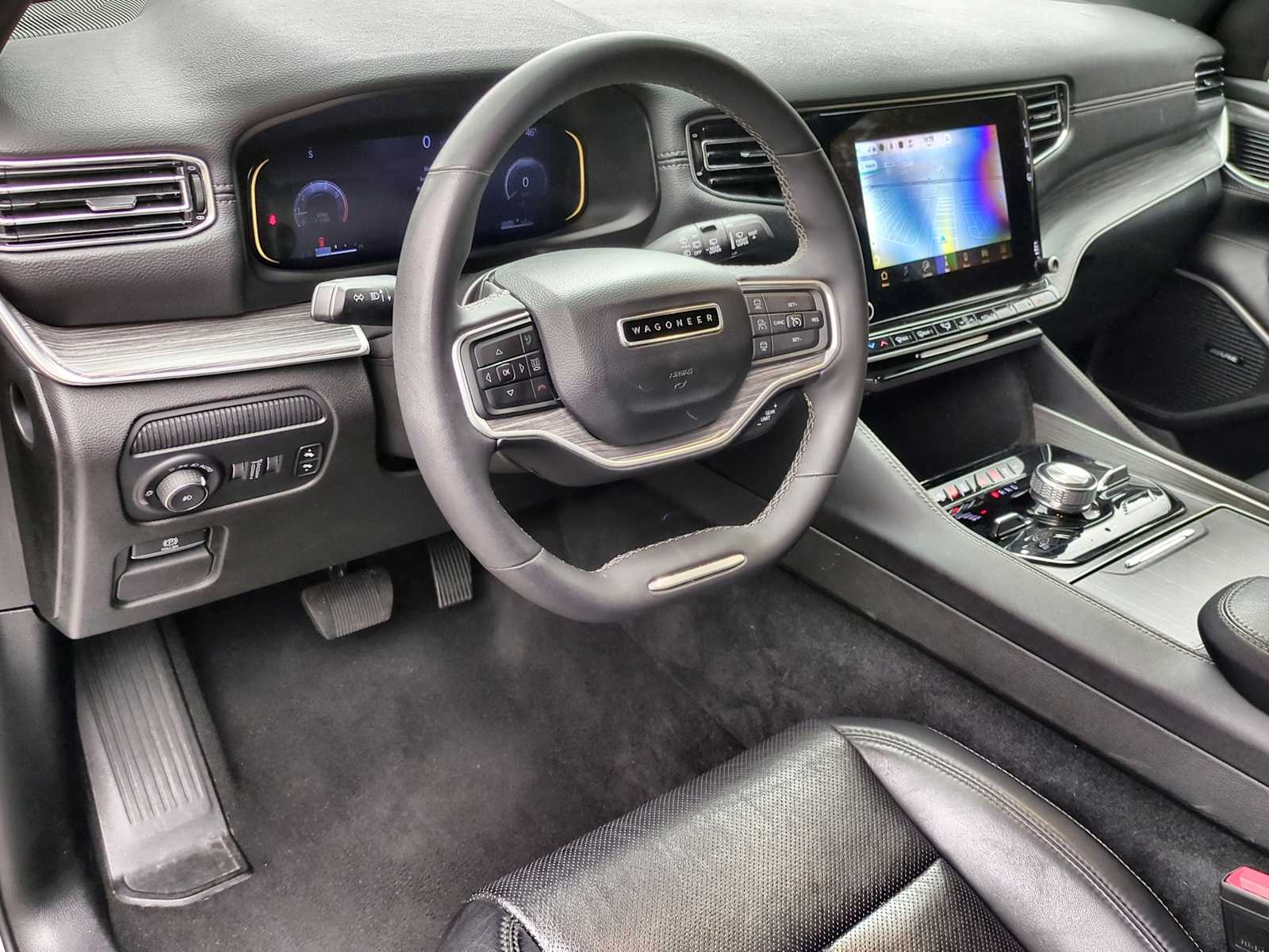 Thumbnail: 2024 Jeep Wagoneer - 10