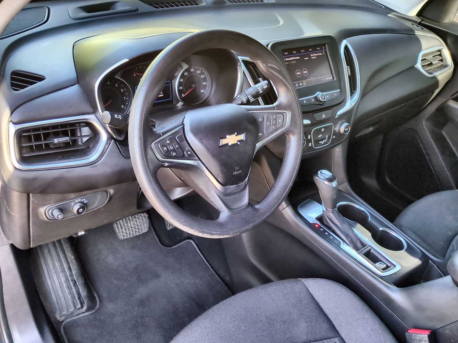 Thumbnail: 2020 Chevrolet Equinox - 10