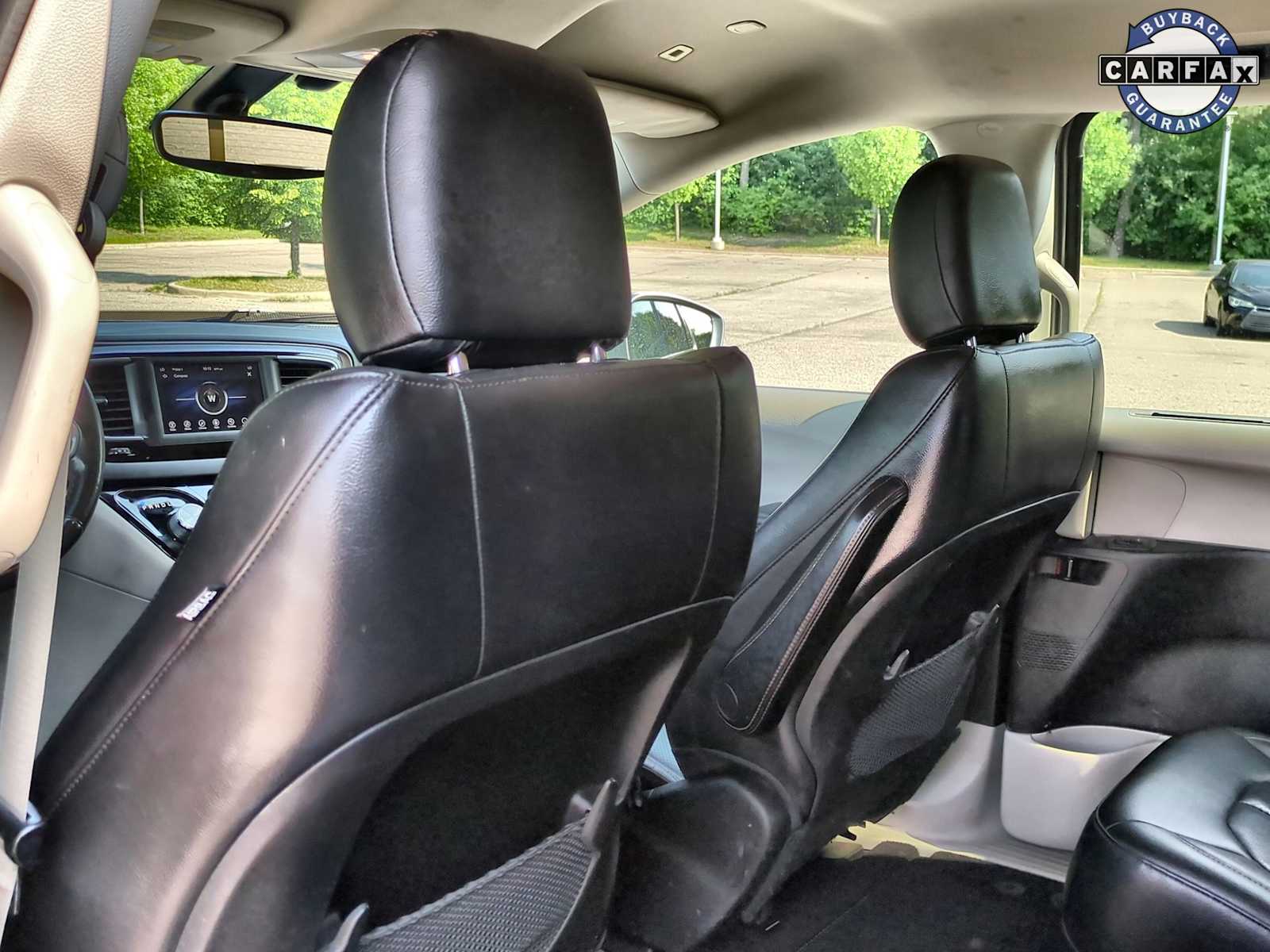 Thumbnail: 2019 Chrysler Pacifica - 19