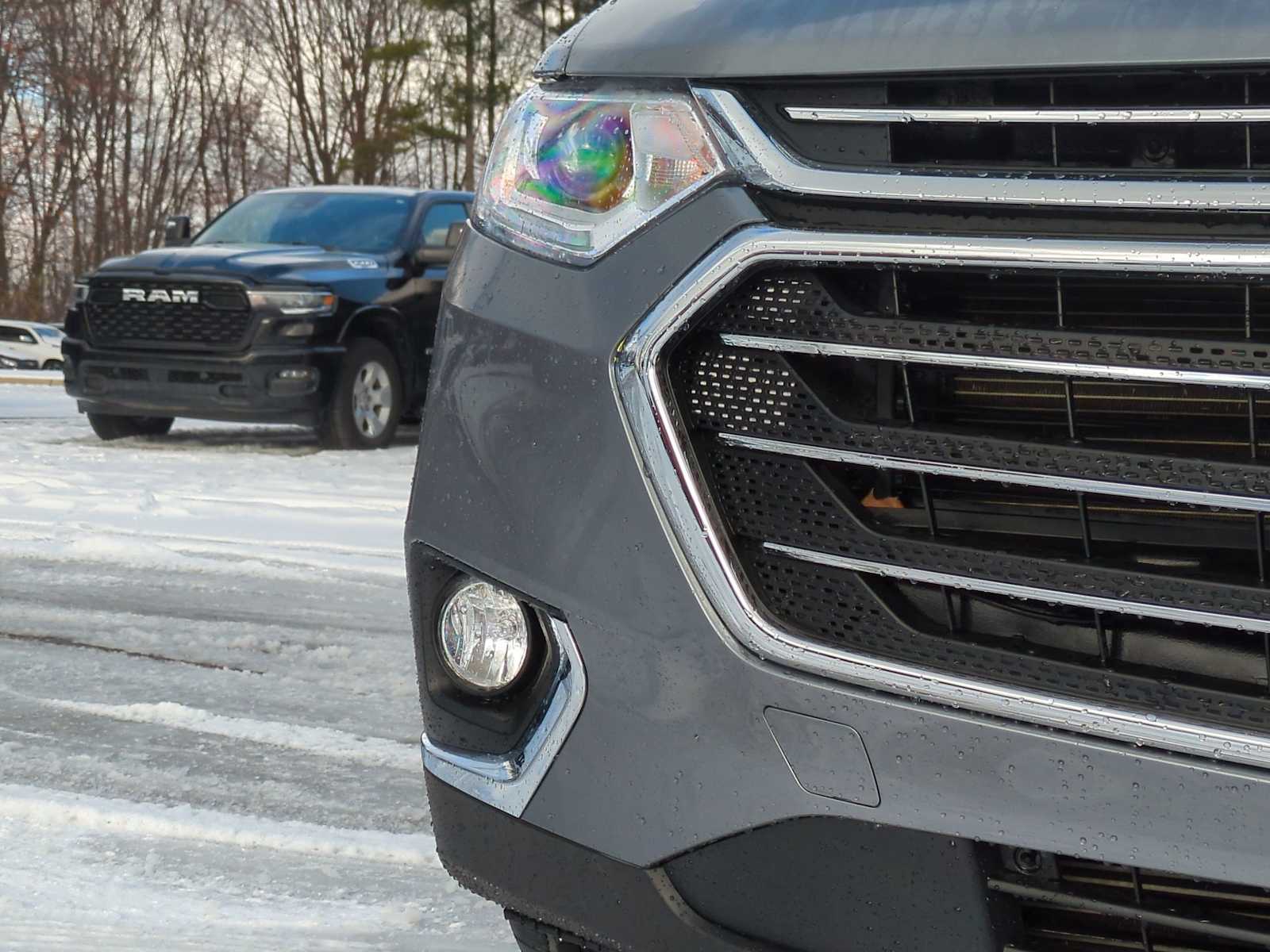 Thumbnail: 2018 Chevrolet Traverse - 11