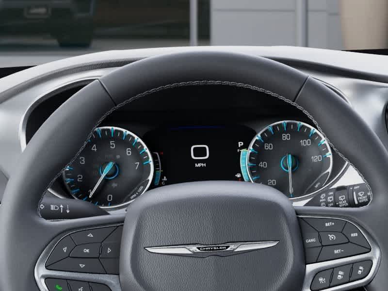 Thumbnail: 2026 Chrysler Voyager - 17