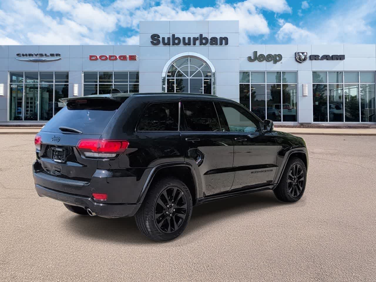 Thumbnail: 2019 Jeep Grand Cherokee - 8