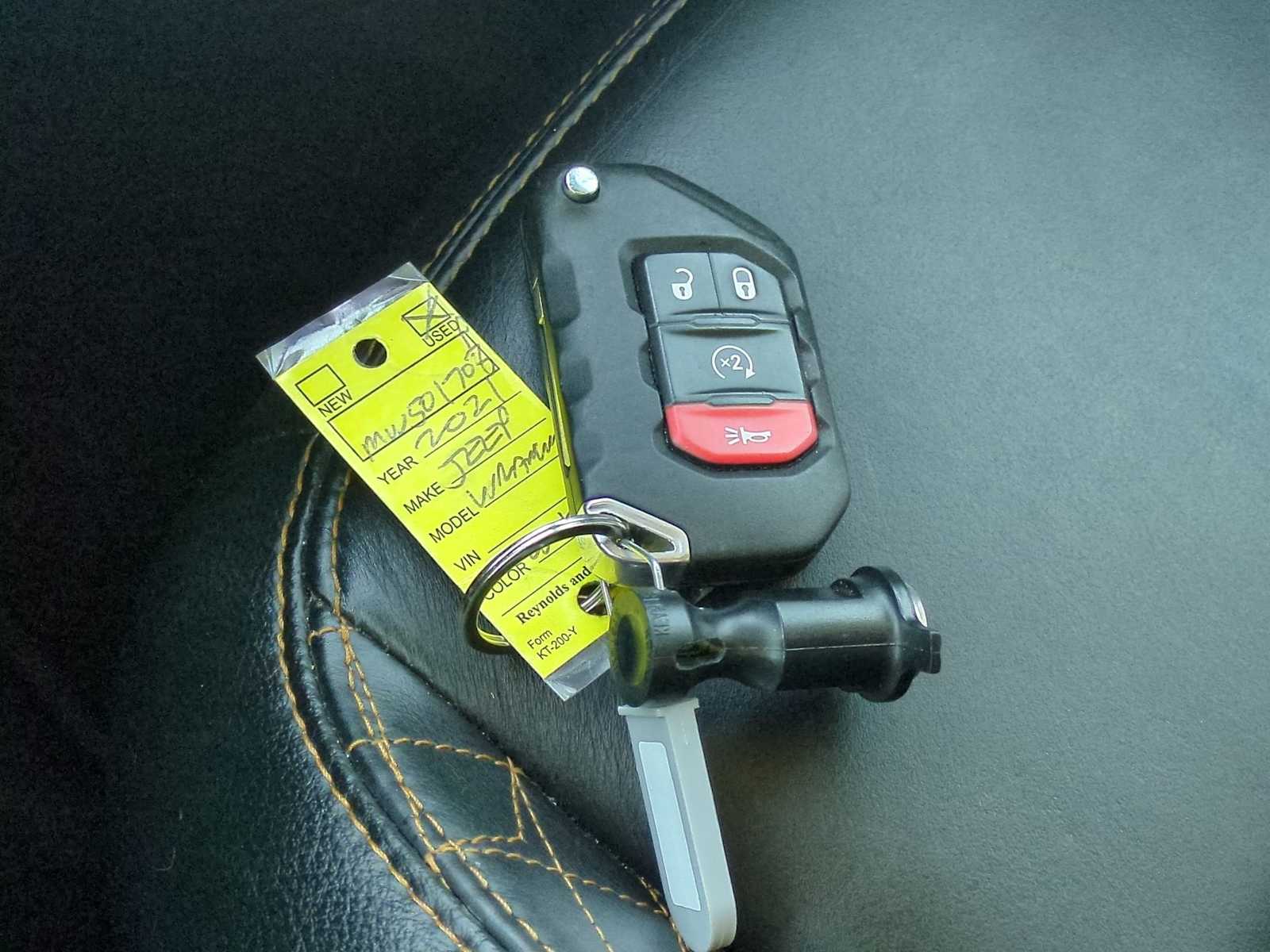 Thumbnail: 2021 Jeep Wrangler - 35