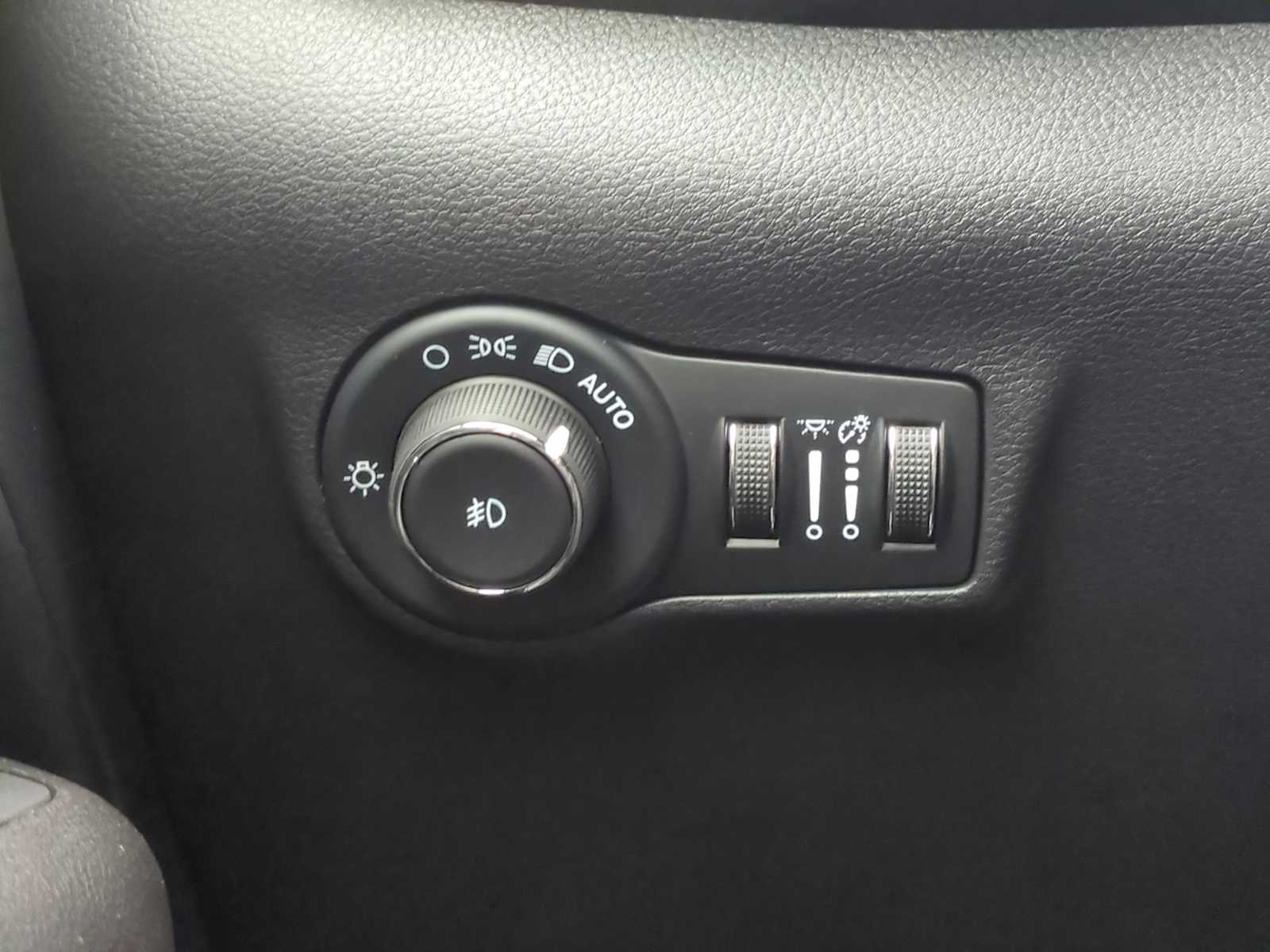 Thumbnail: 2026 Jeep Compass - 35