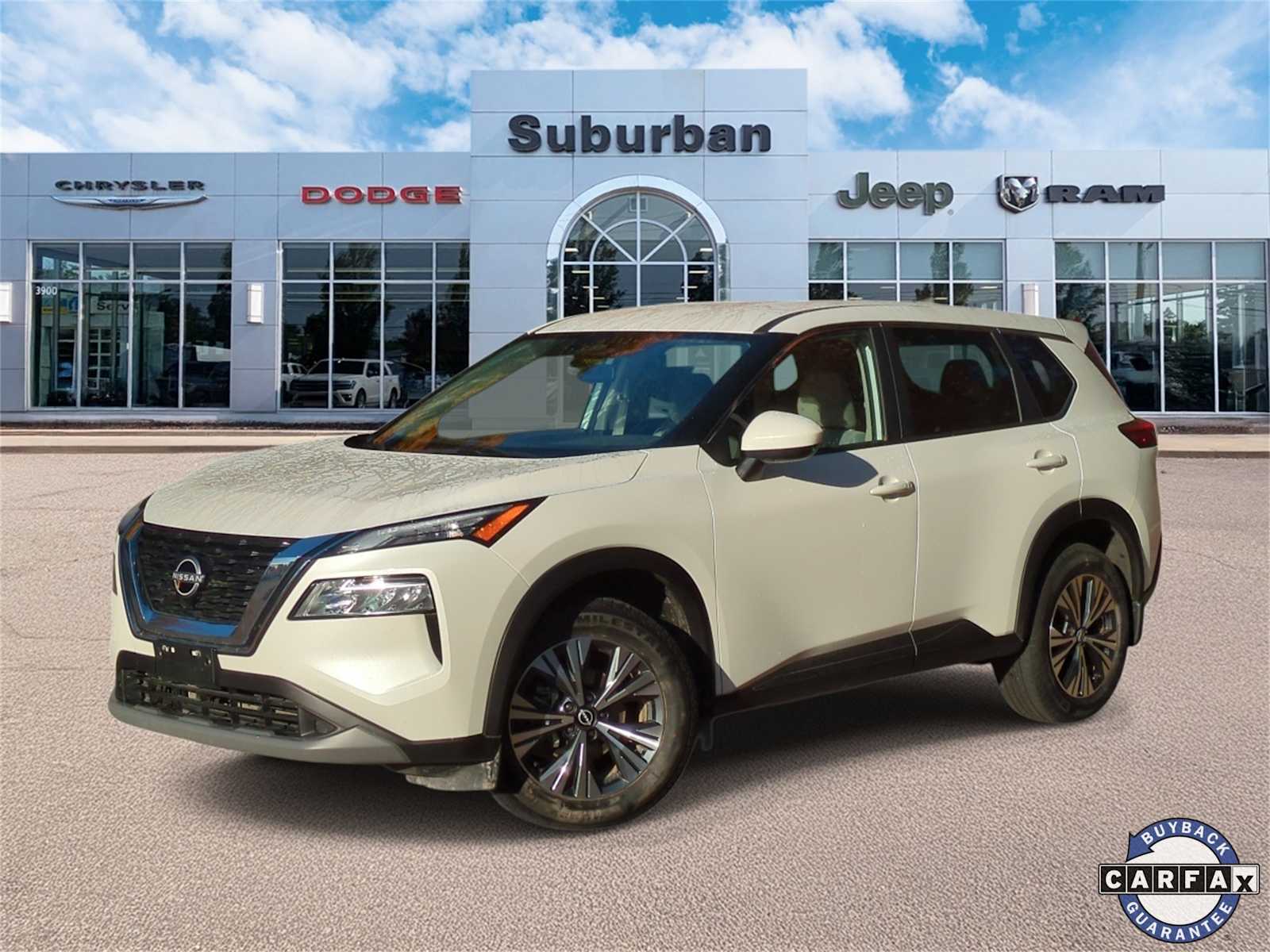 2023 Nissan Rogue SV's photo