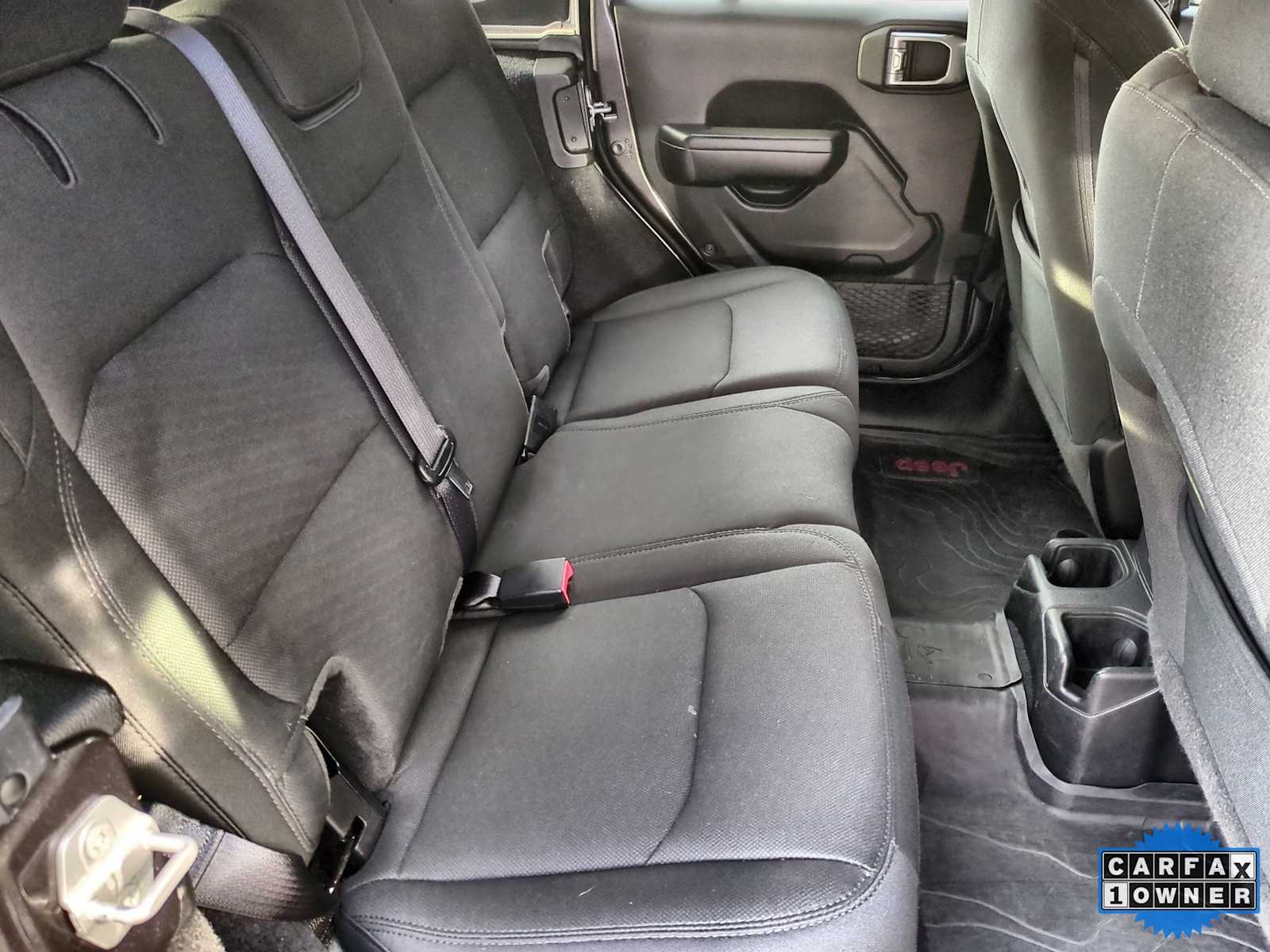 Thumbnail: 2022 Jeep Wrangler - 20