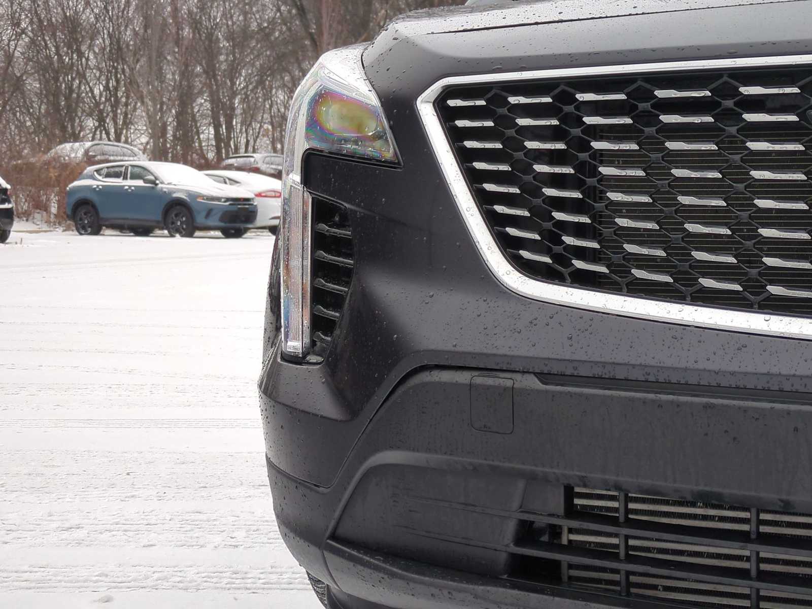 Thumbnail: 2022 Cadillac XT4 - 11