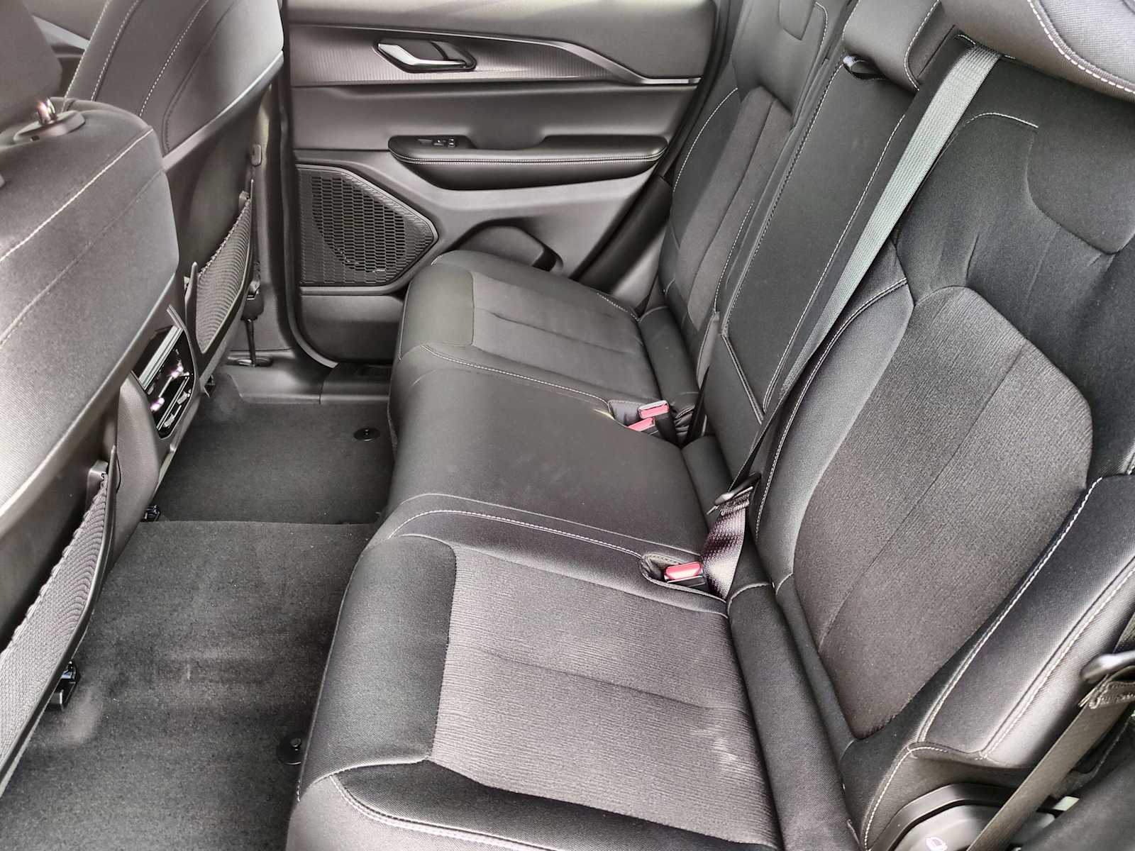 Thumbnail: 2025 Jeep Grand Cherokee - 19