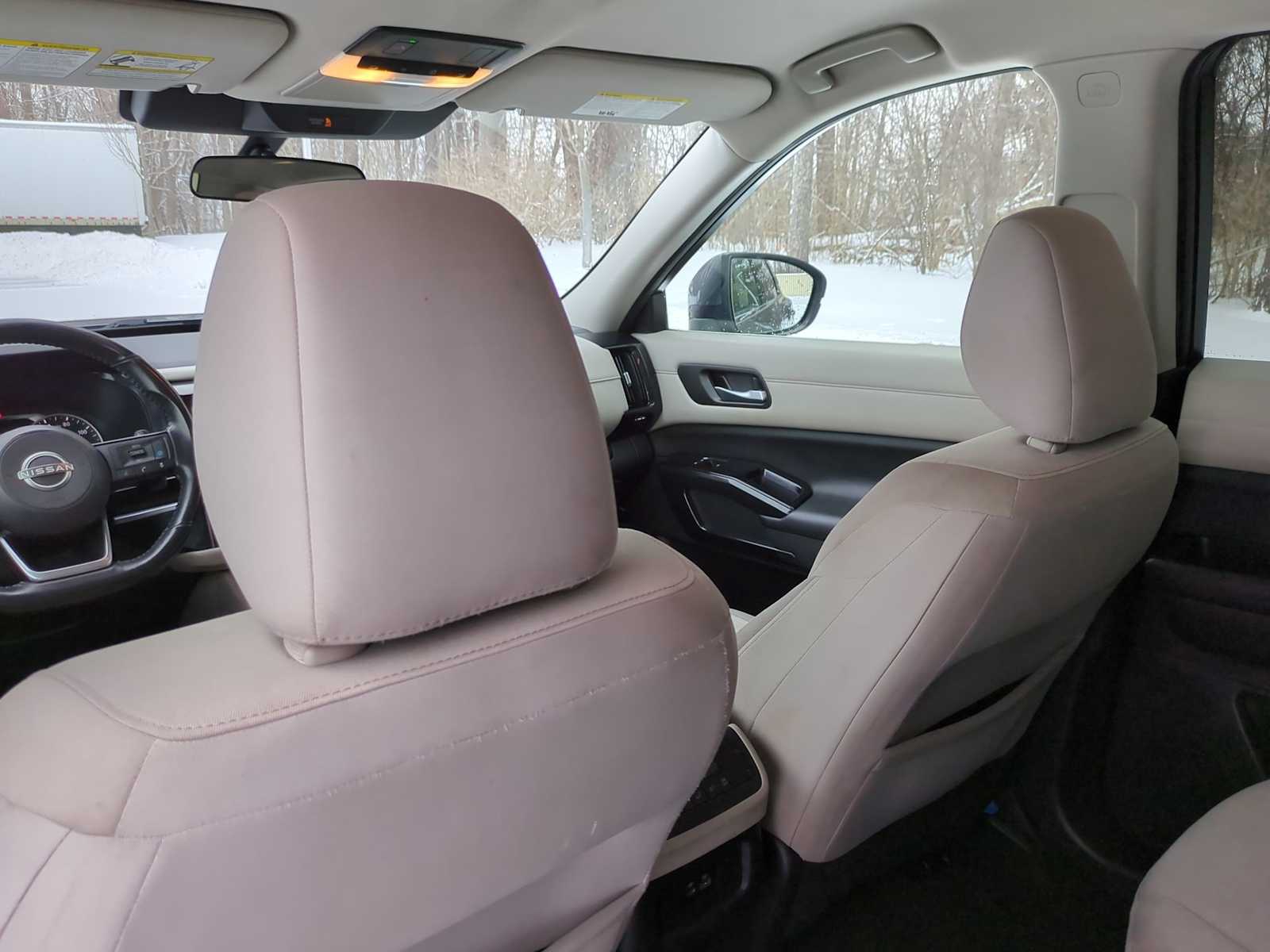 Thumbnail: 2022 Nissan Pathfinder - 18