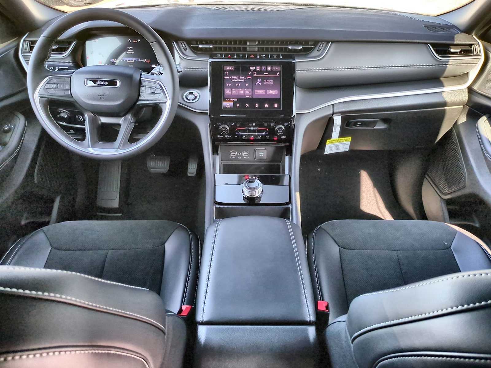 Thumbnail: 2025 Jeep Grand Cherokee - 15