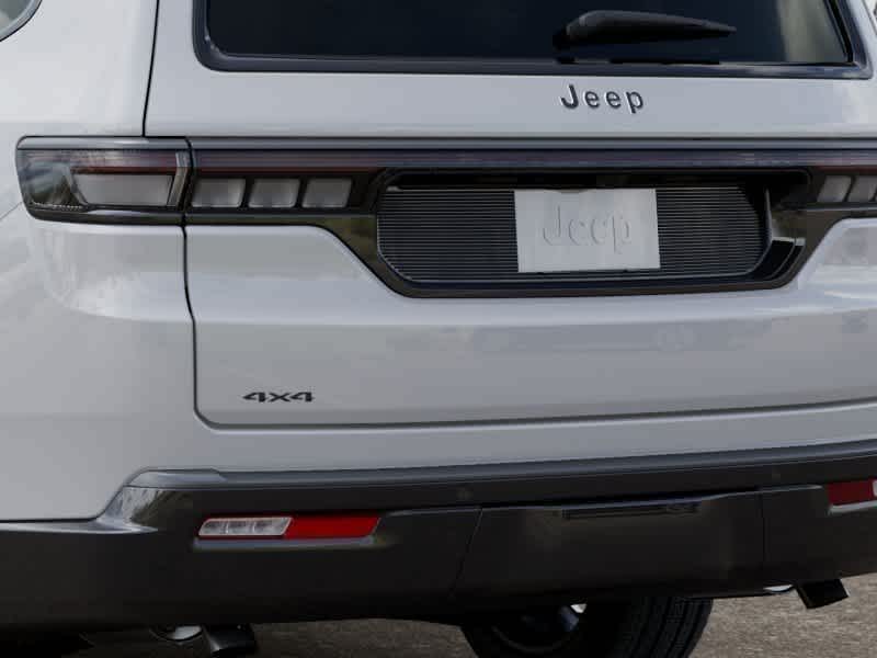Thumbnail: 2026 Jeep Grand Wagoneer L - 10