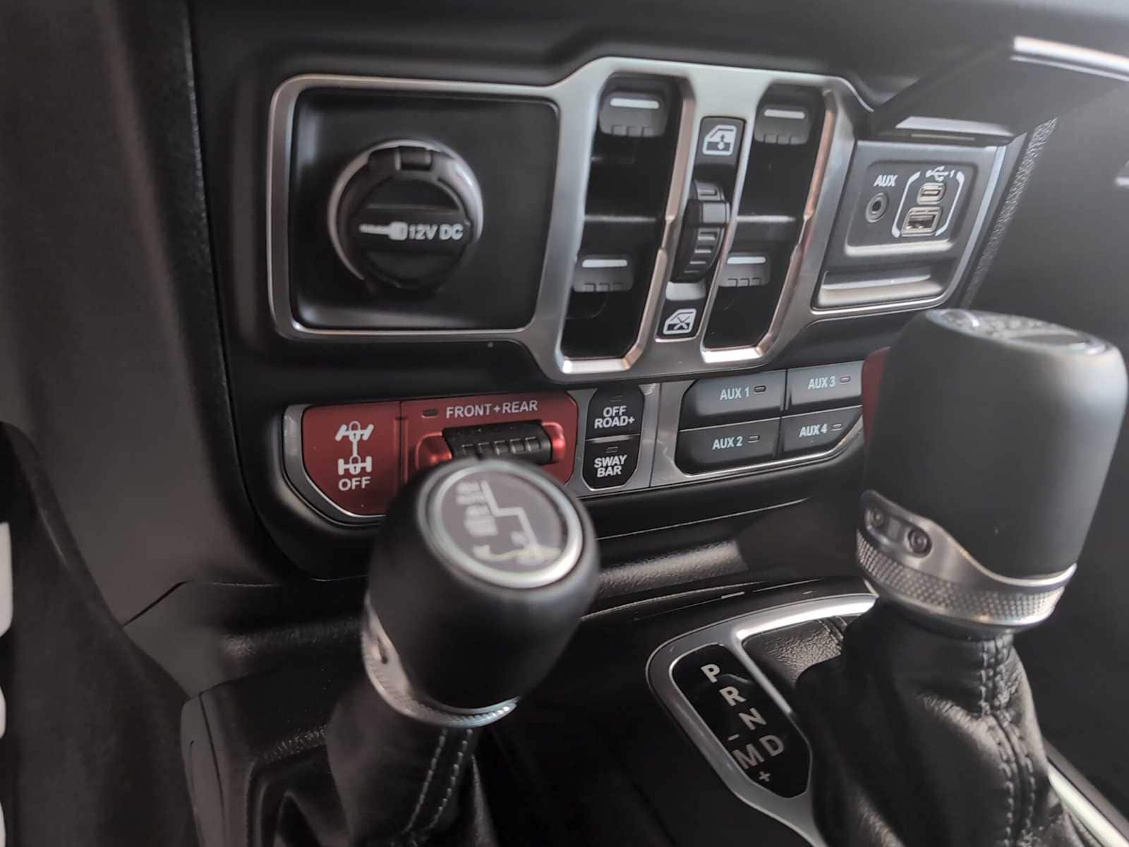 Thumbnail: 2025 Jeep Wrangler - 9