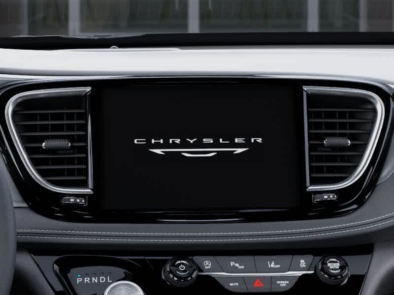Thumbnail: 2027 Chrysler Pacifica - 18