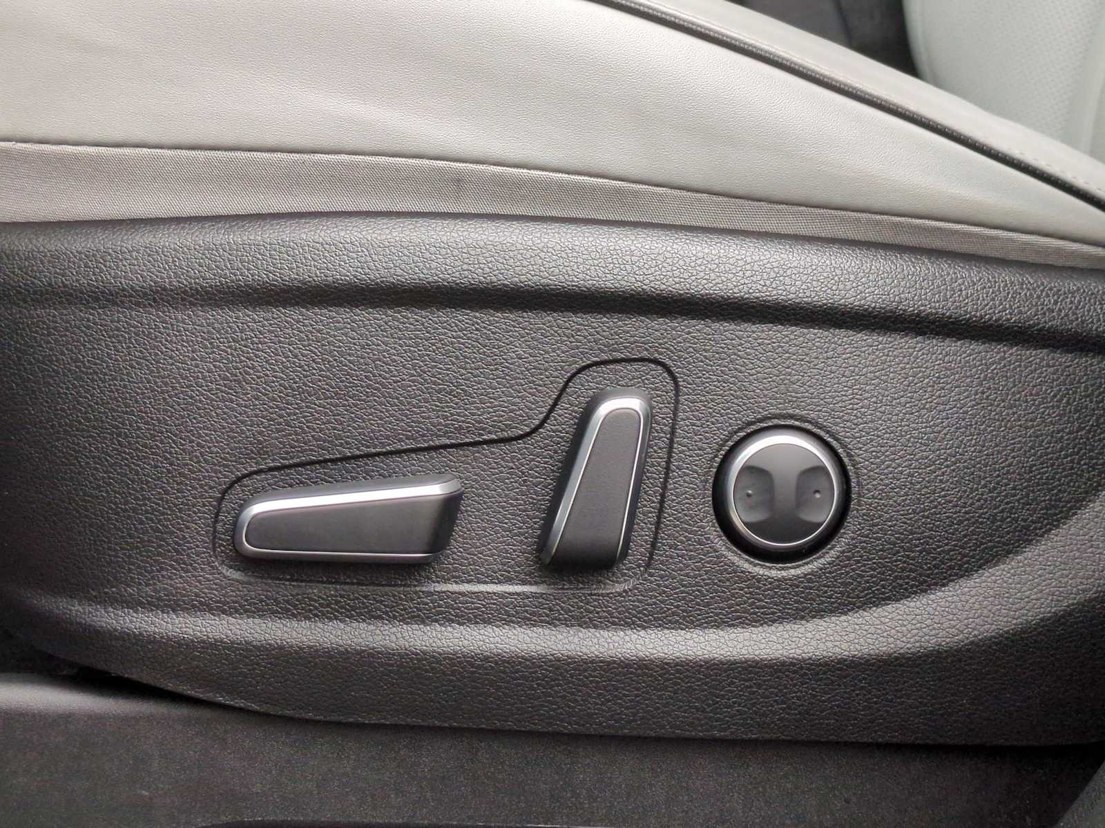 Thumbnail: 2025 Hyundai Palisade - 17