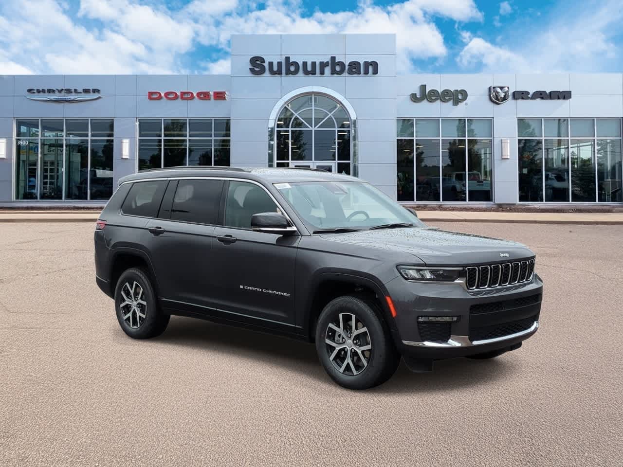 2025 Jeep Grand Cherokee Limited photo 2