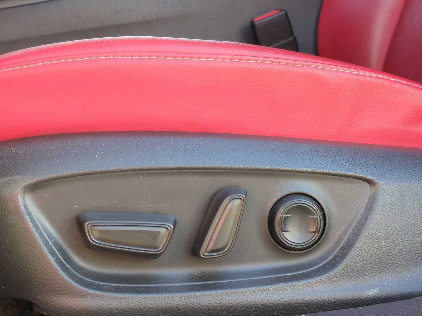 Thumbnail: 2021 Toyota Camry - 17