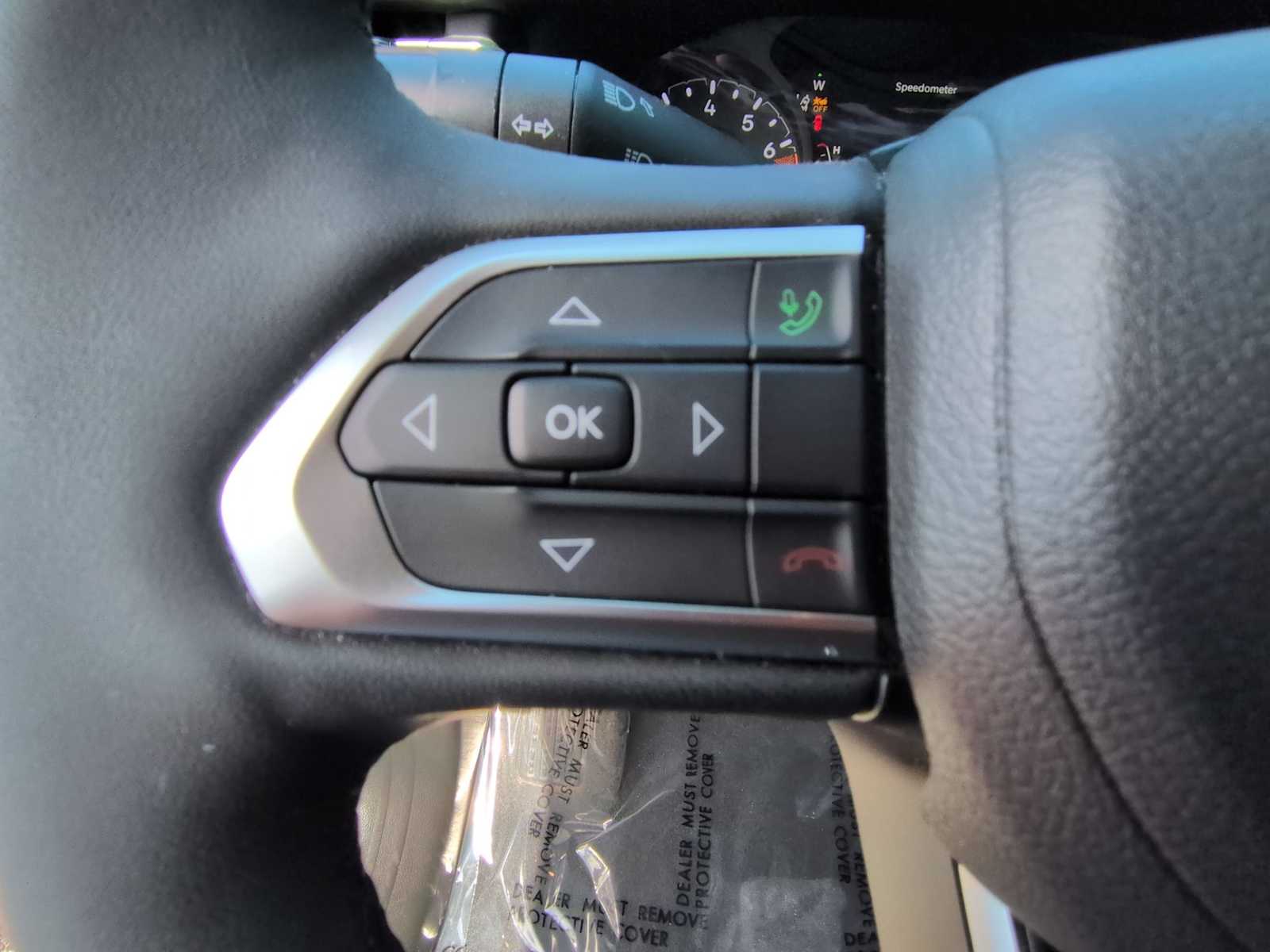 Thumbnail: 2023 Jeep Compass - 23
