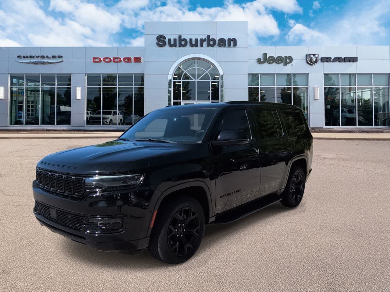 Thumbnail: 2023 Jeep Wagoneer - 3