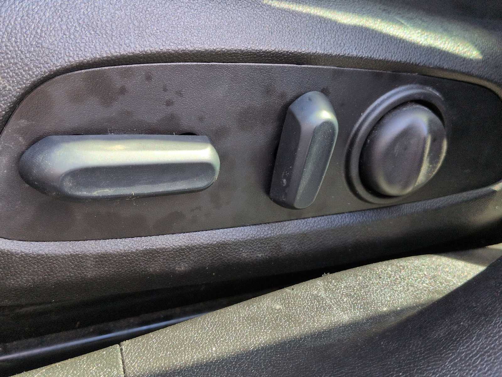 Thumbnail: 2024 Chevrolet Malibu - 18