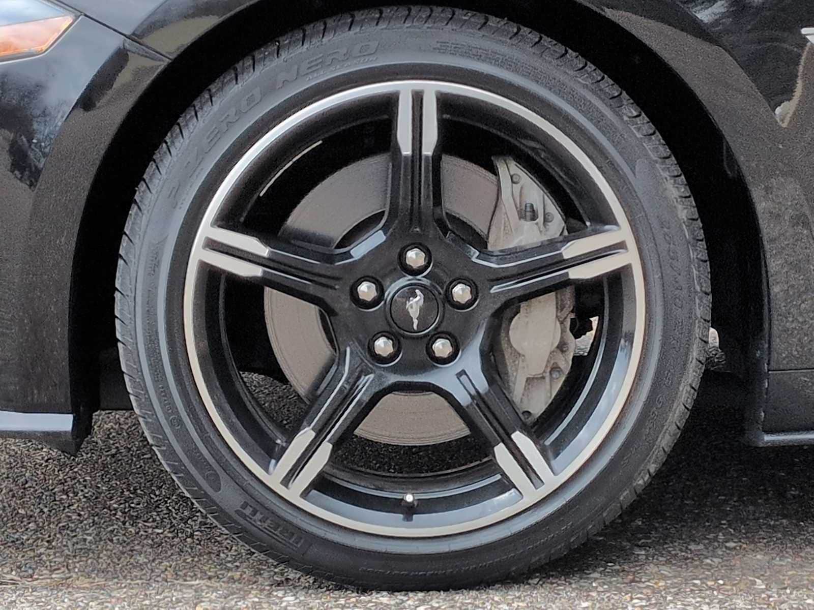 Thumbnail: 2019 Ford Mustang - 15