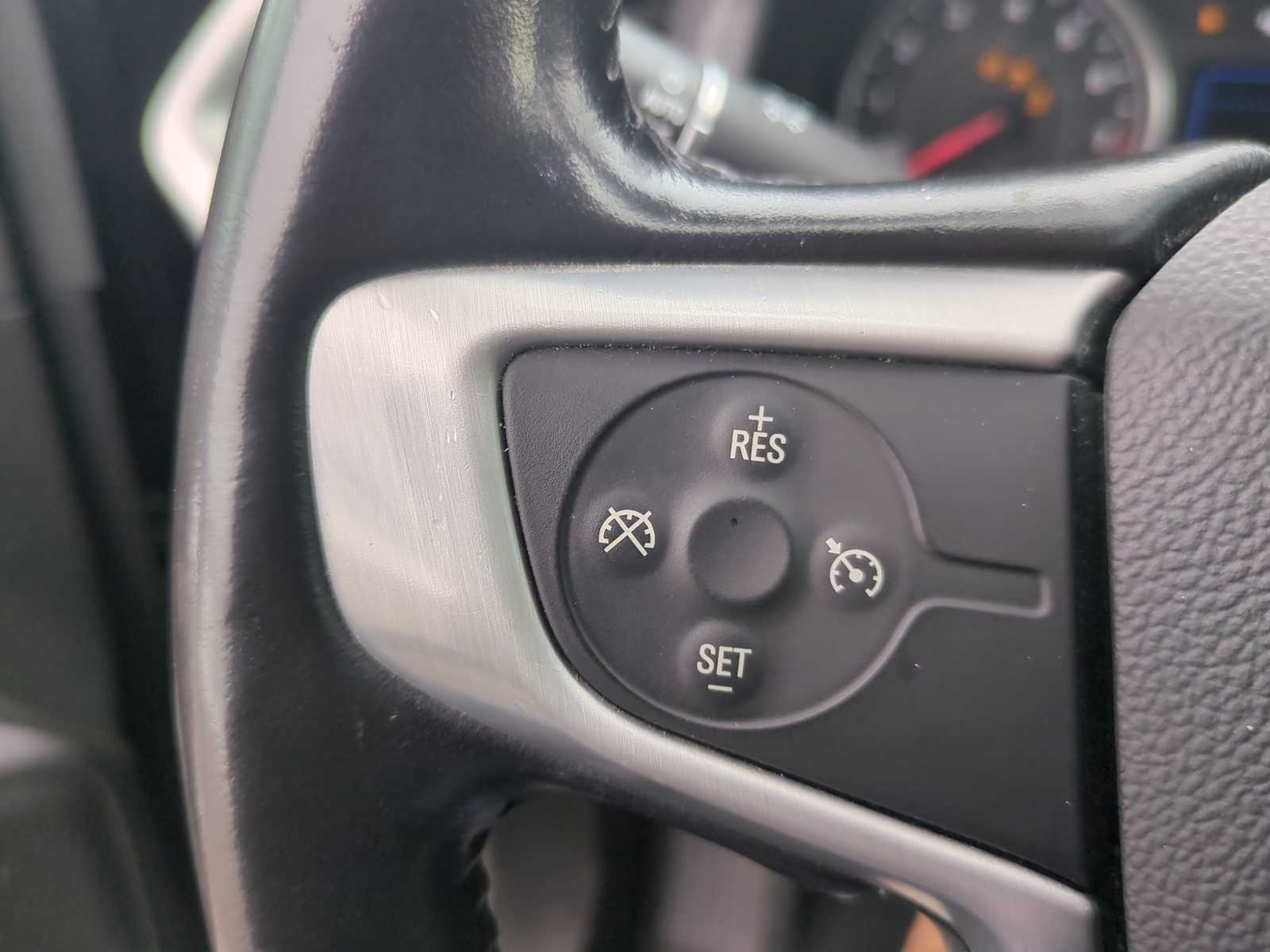 Thumbnail: 2020 GMC Acadia - 33