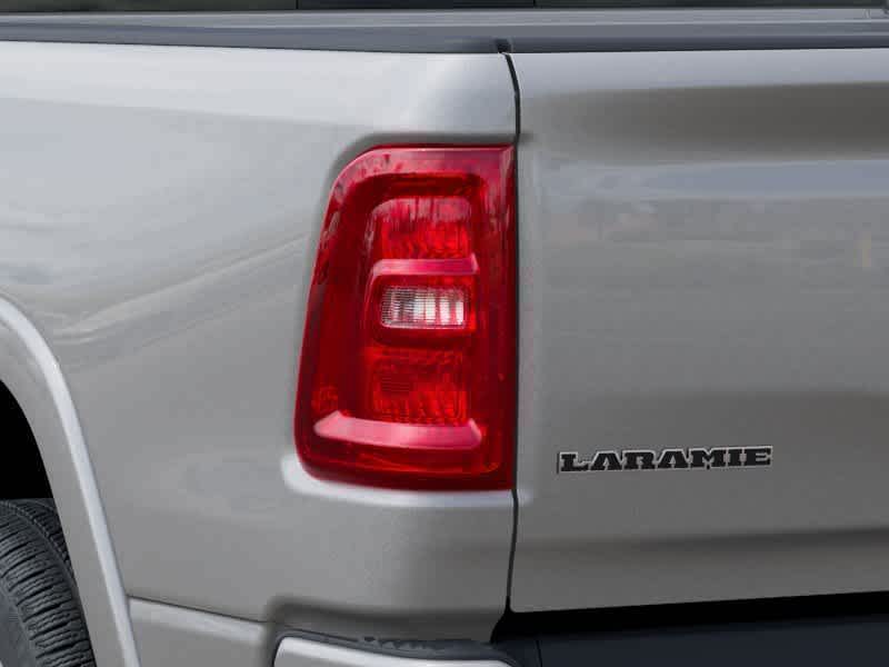 Thumbnail: 2026 RAM 1500 - 9