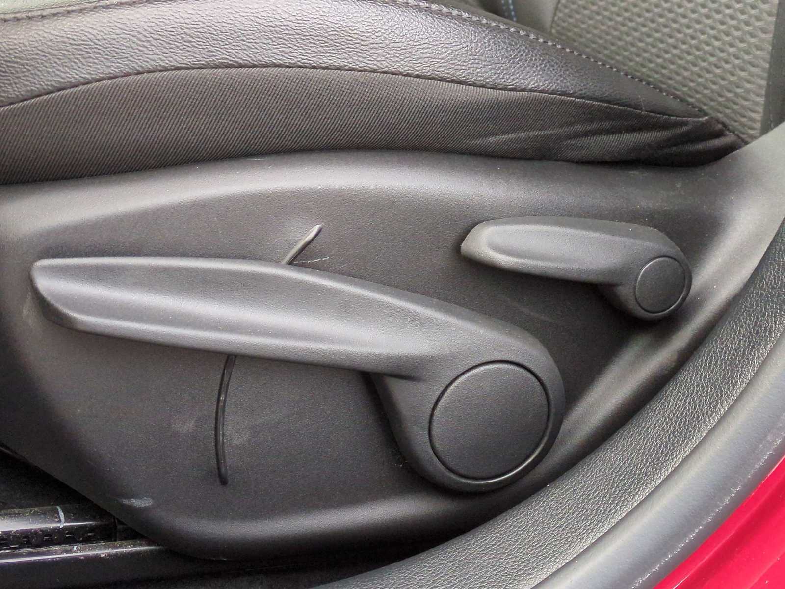 Thumbnail: 2025 Jeep Compass - 17