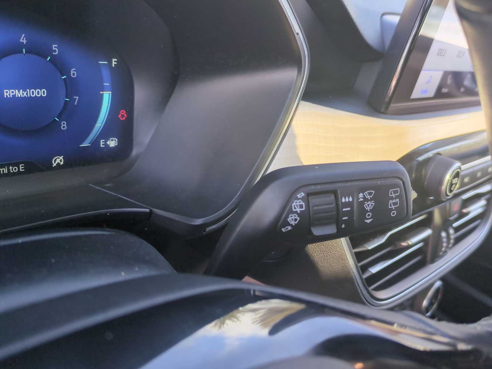 Thumbnail: 2022 Ford Escape - 35