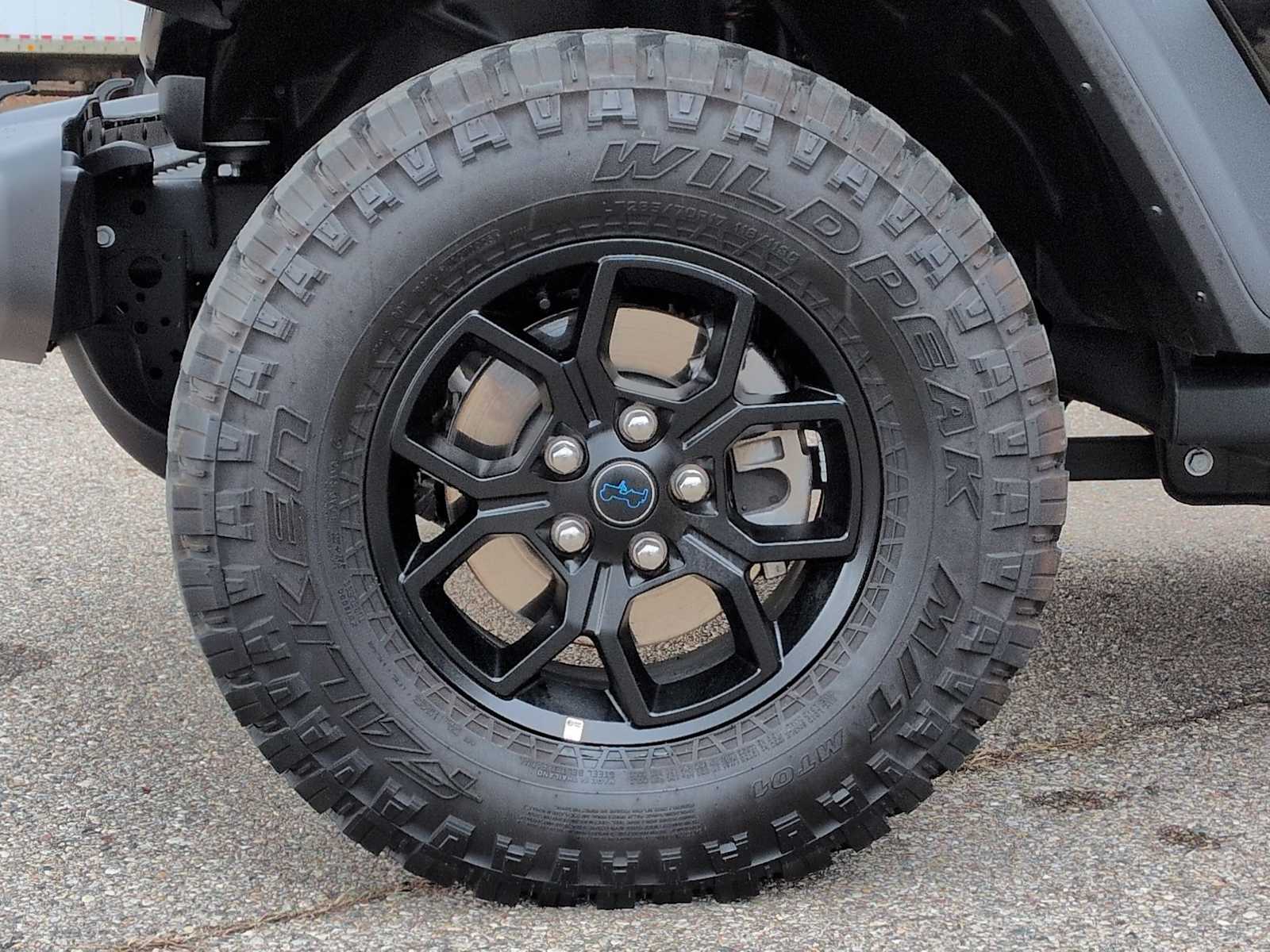 Thumbnail: 2025 Jeep Wrangler - 14