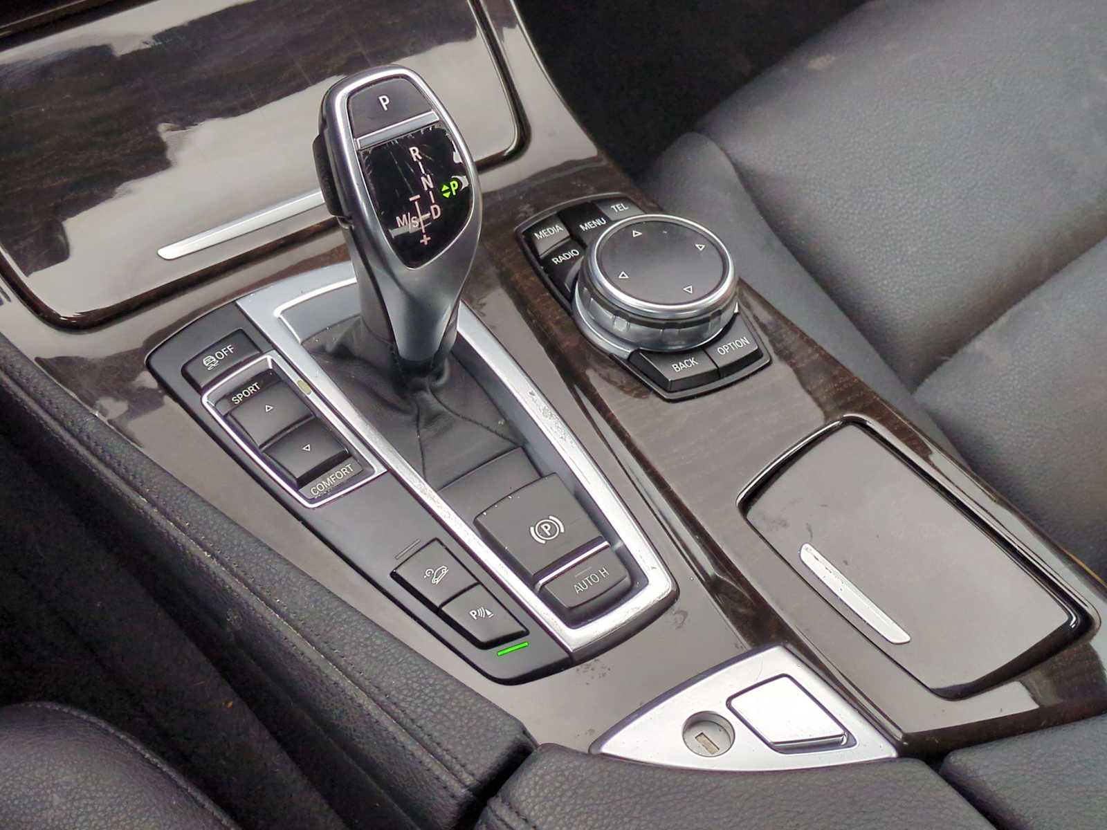 Thumbnail: 2016 BMW 5 Series - 34