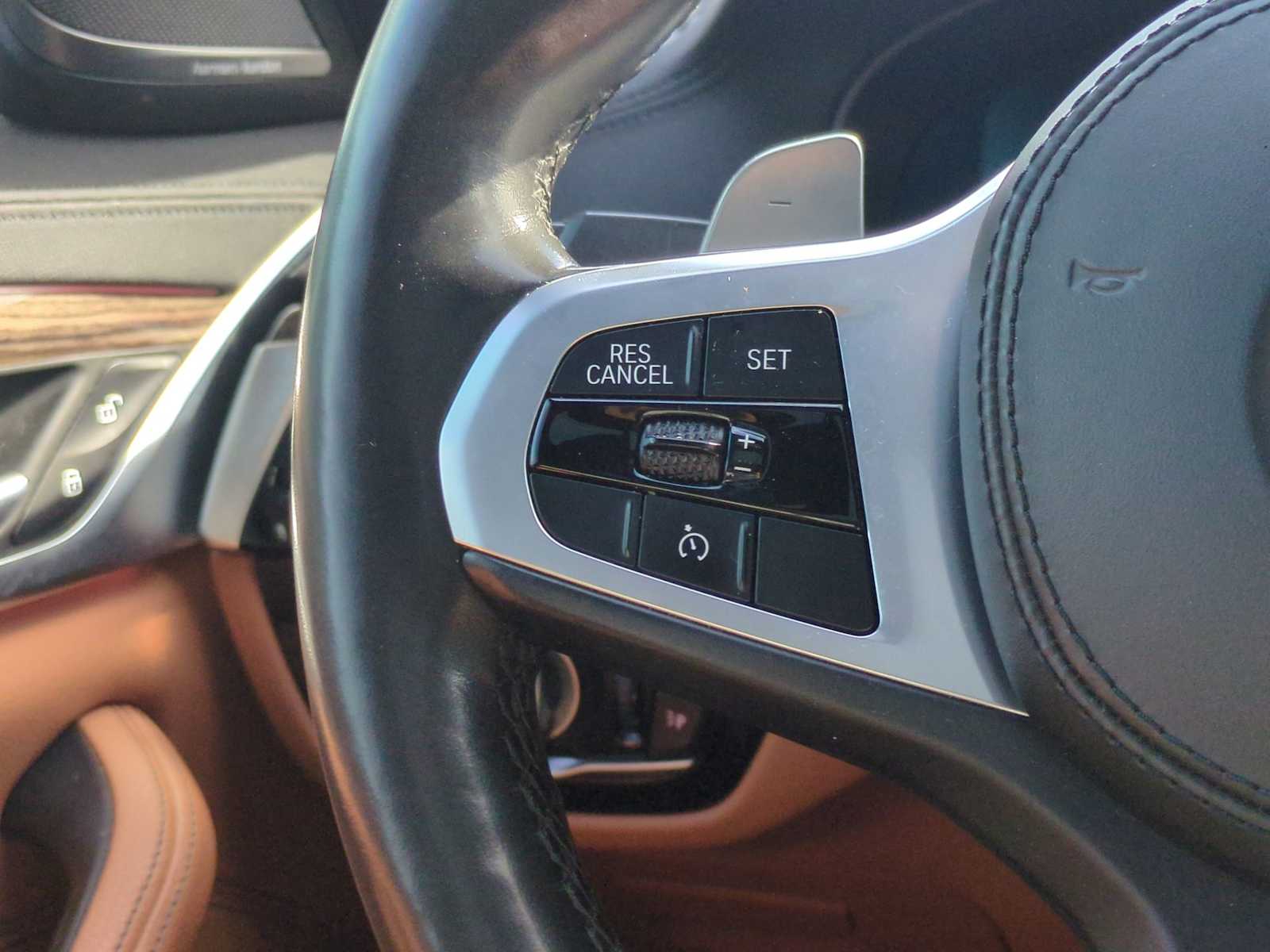 Thumbnail: 2020 BMW 5 Series - 25