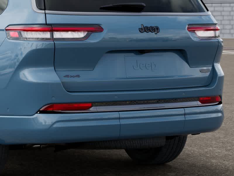 Thumbnail: 2026 Jeep Grand Cherokee L - 13