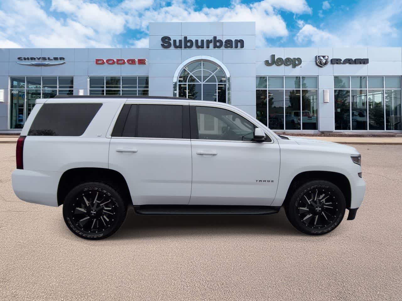 Thumbnail: 2020 Chevrolet Tahoe - 9