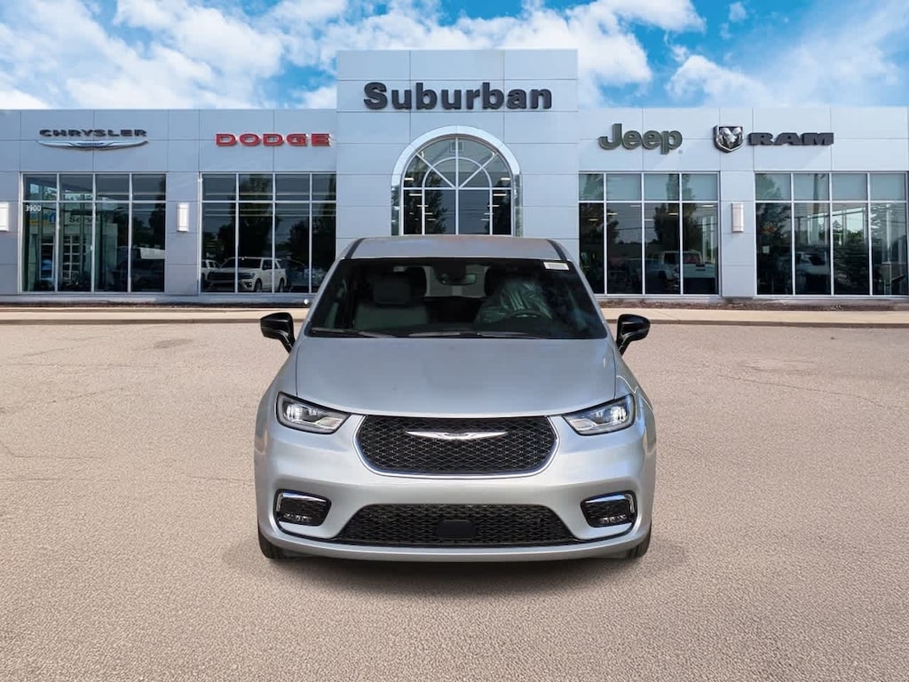 New 2026 Chrysler Pacifica Select Passenger Van