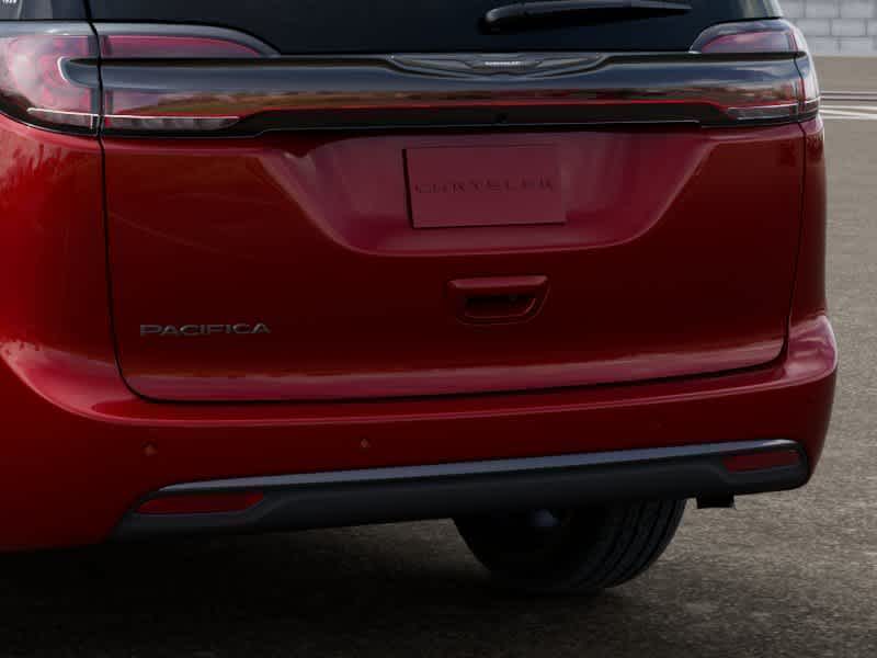 Thumbnail: 2026 Chrysler Pacifica - 13