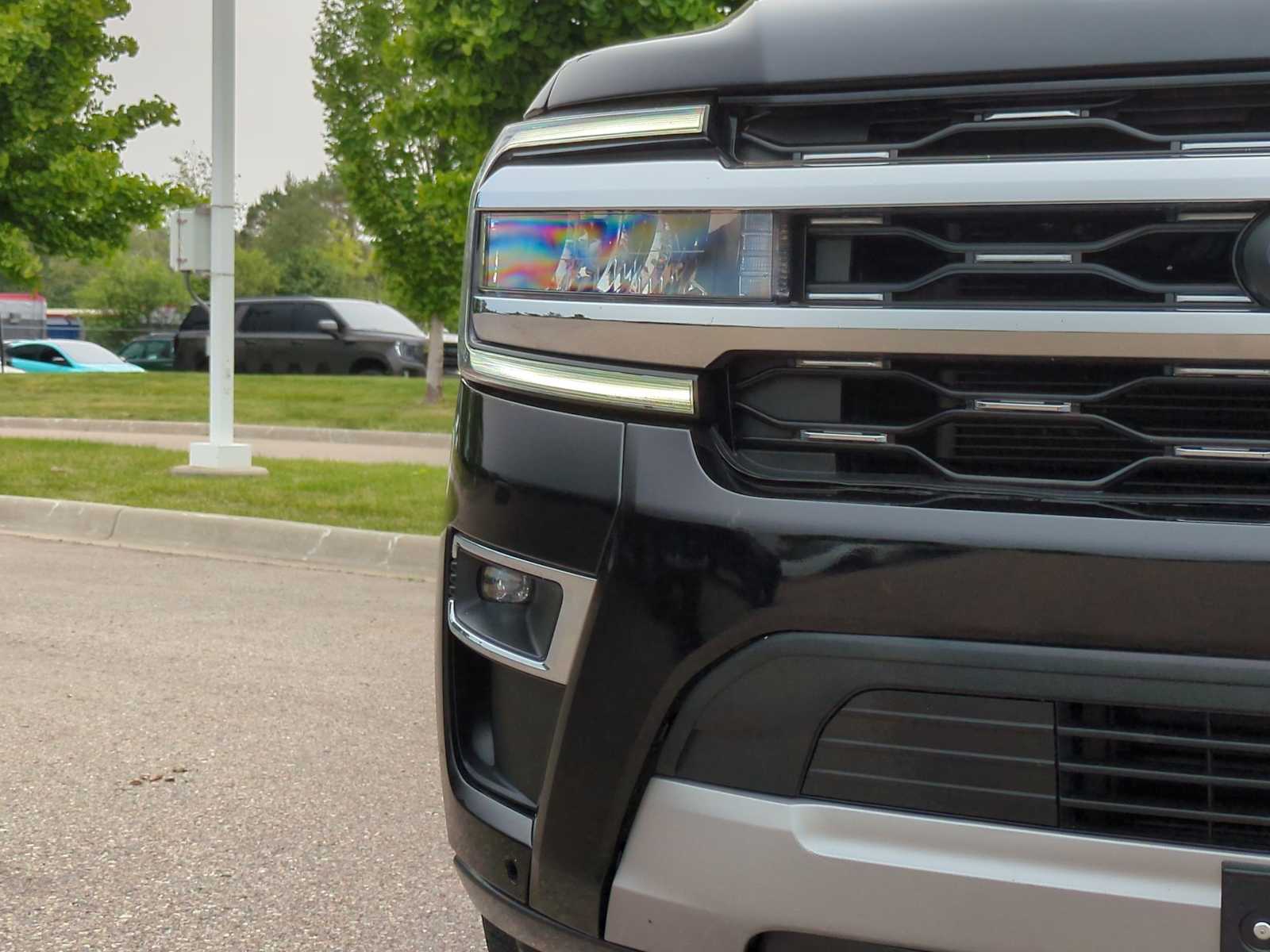 Thumbnail: 2022 Ford Expedition - 11