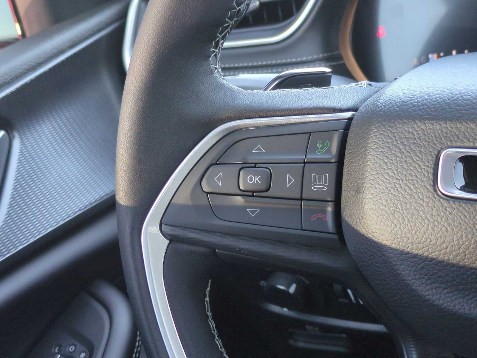 Thumbnail: 2025 Jeep Grand Cherokee - 23