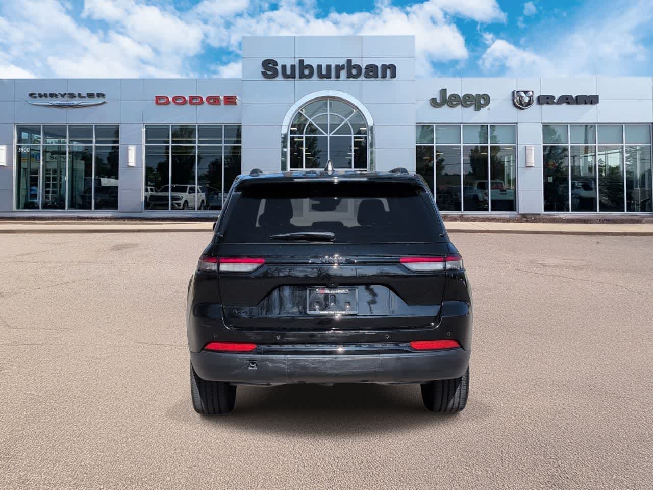 Thumbnail: 2024 Jeep Grand Cherokee - 7